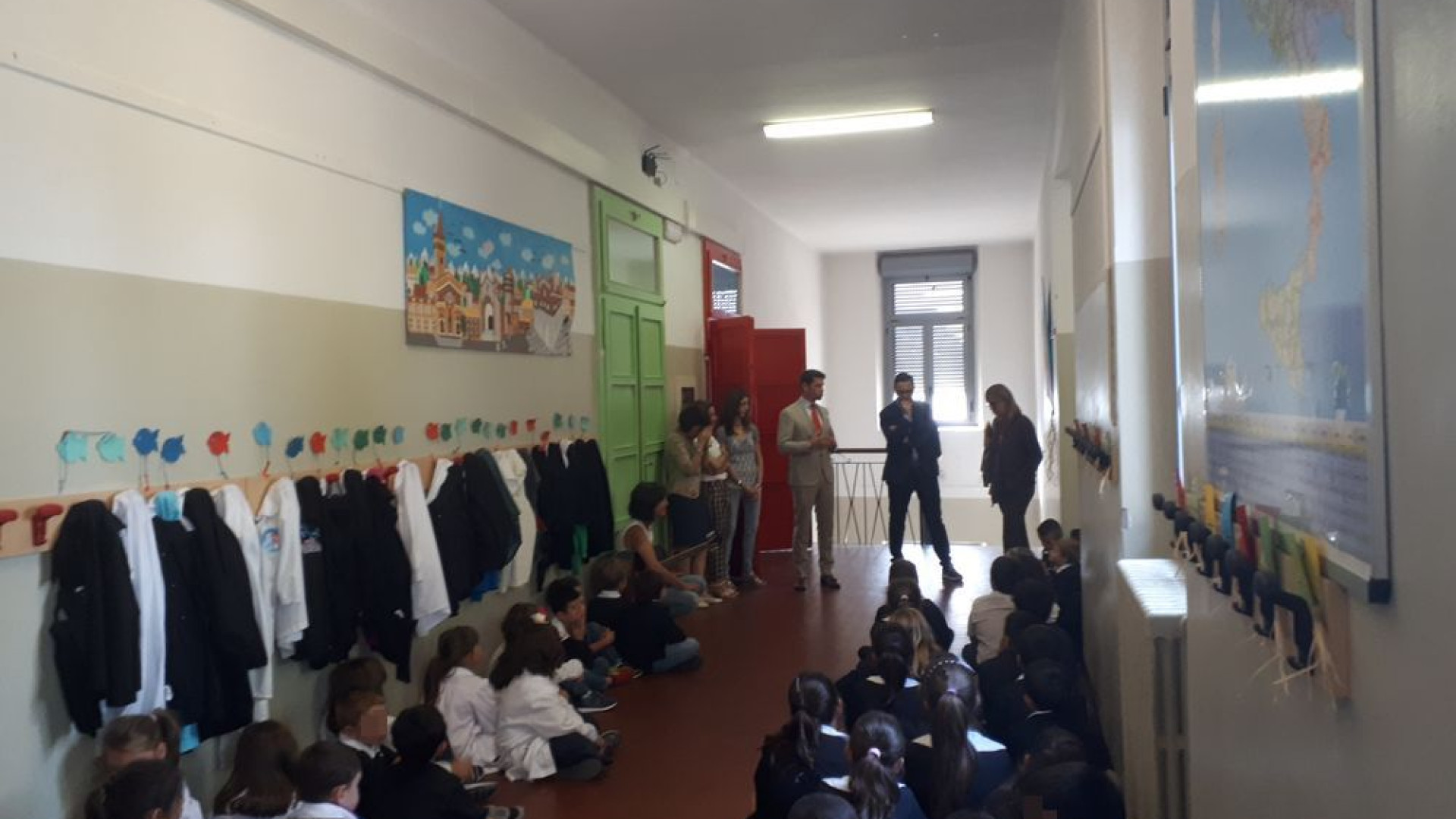 Oggi prima campanella per 35.680 studenti, ma mancano ancora centinaia di insegnanti