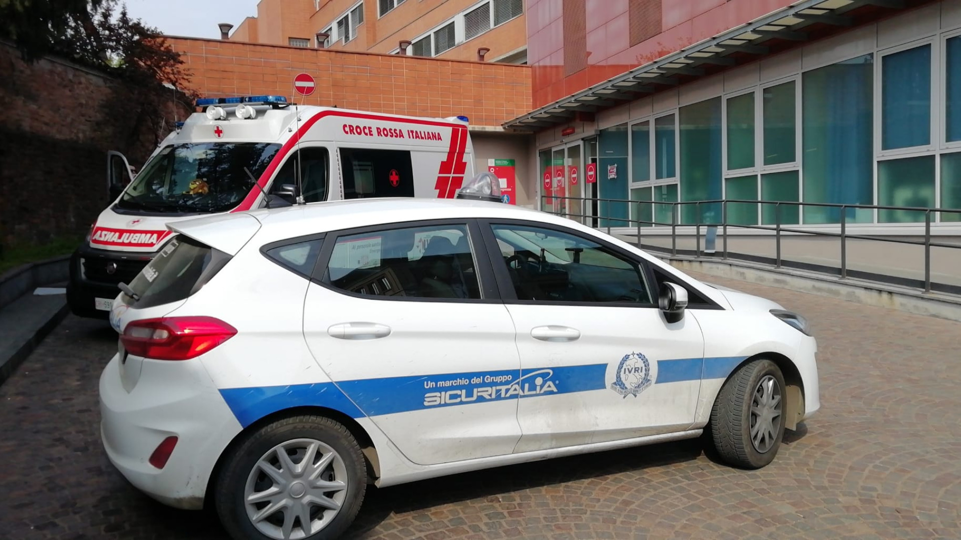 Anziana colpita da malore salvata grazie al telecomando di emergenza sanitaria