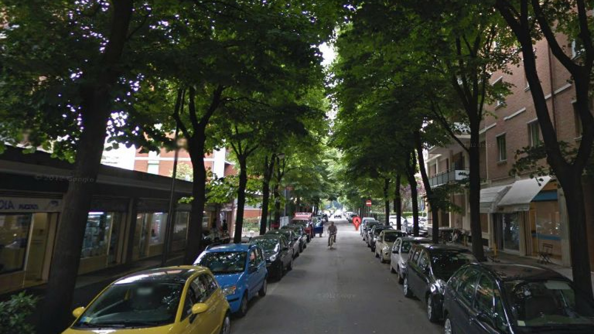 Baby gang in via Emmanueli, 16enne aggredito e rapinato