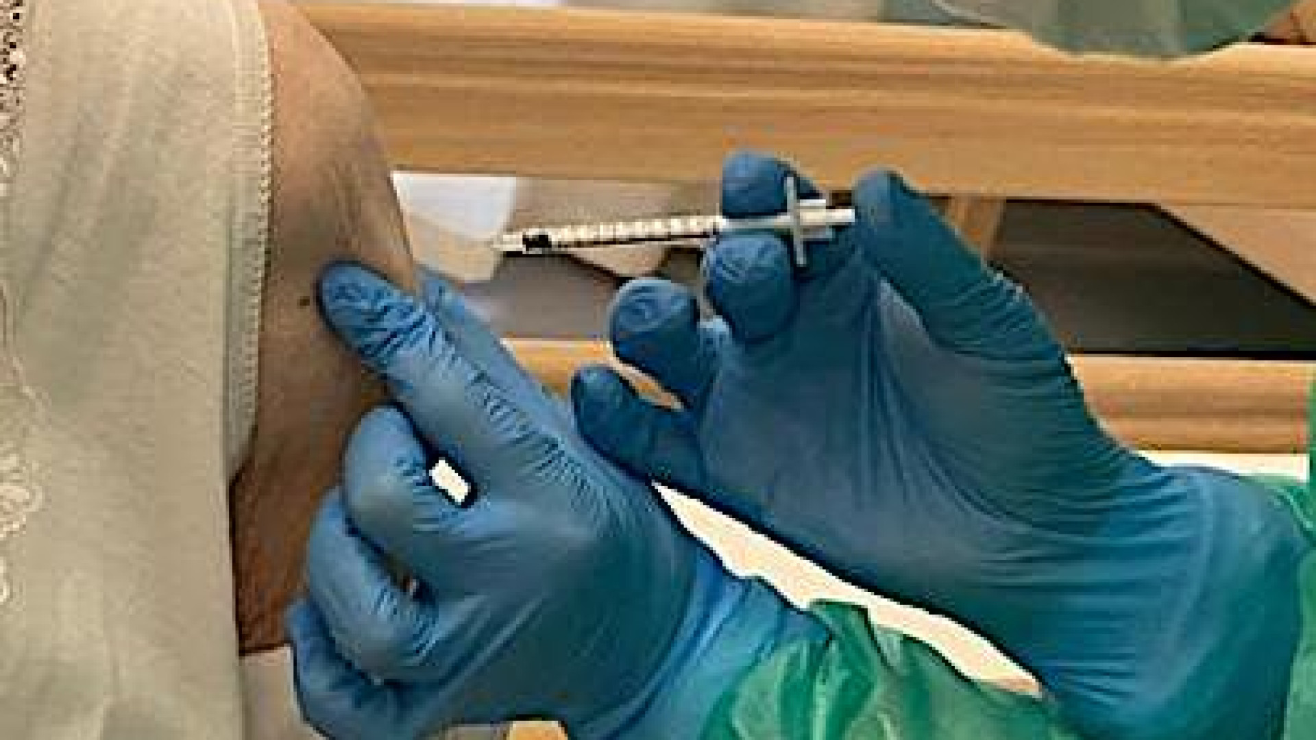 "Da mercoledì a Piacenza vaccinazione a domicilio sui primi duemila over 80"