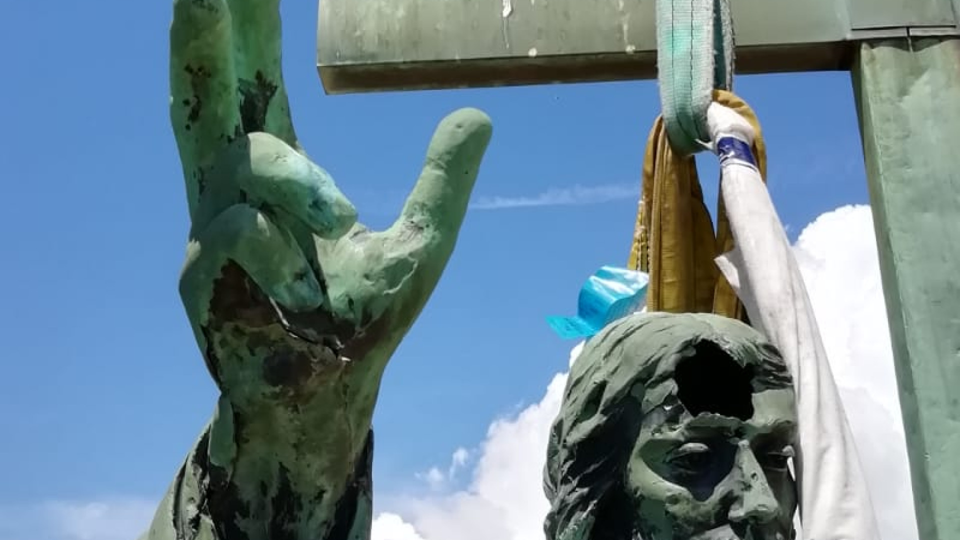 Il Cristo Redentore torna sul Penice dopo i lavori di restauro