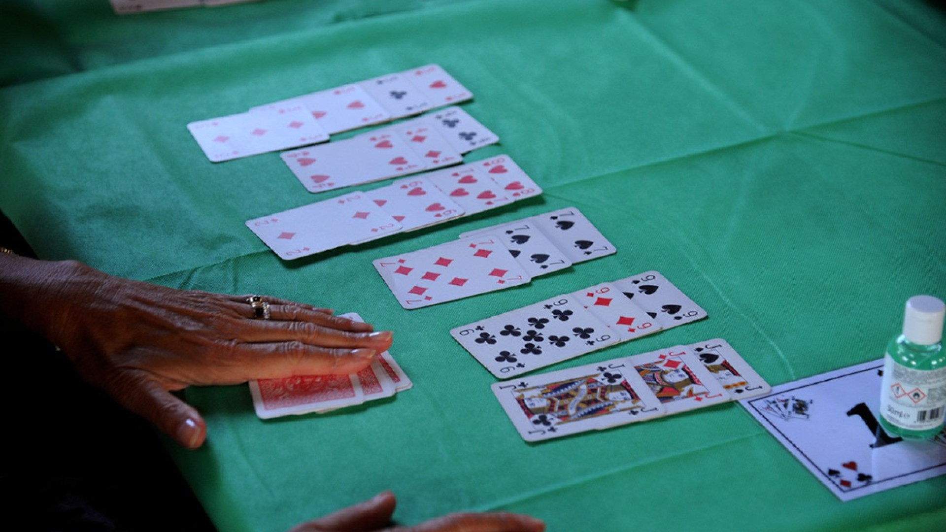 Cri, torneo di burraco benefico a favore delle famiglie colpite dalla crisi