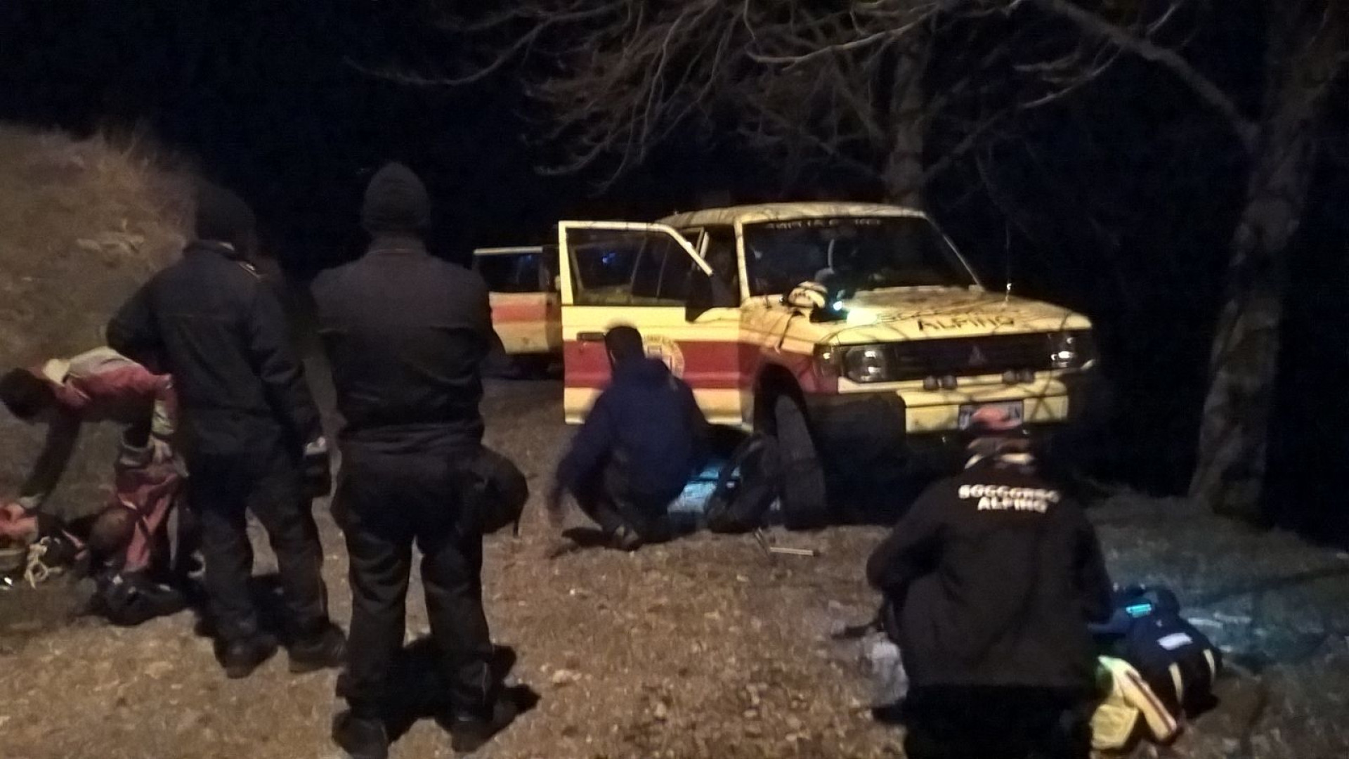 Bloccati sul monte Alfeo, il Soccorso alpino recupera due giovani e il loro cane