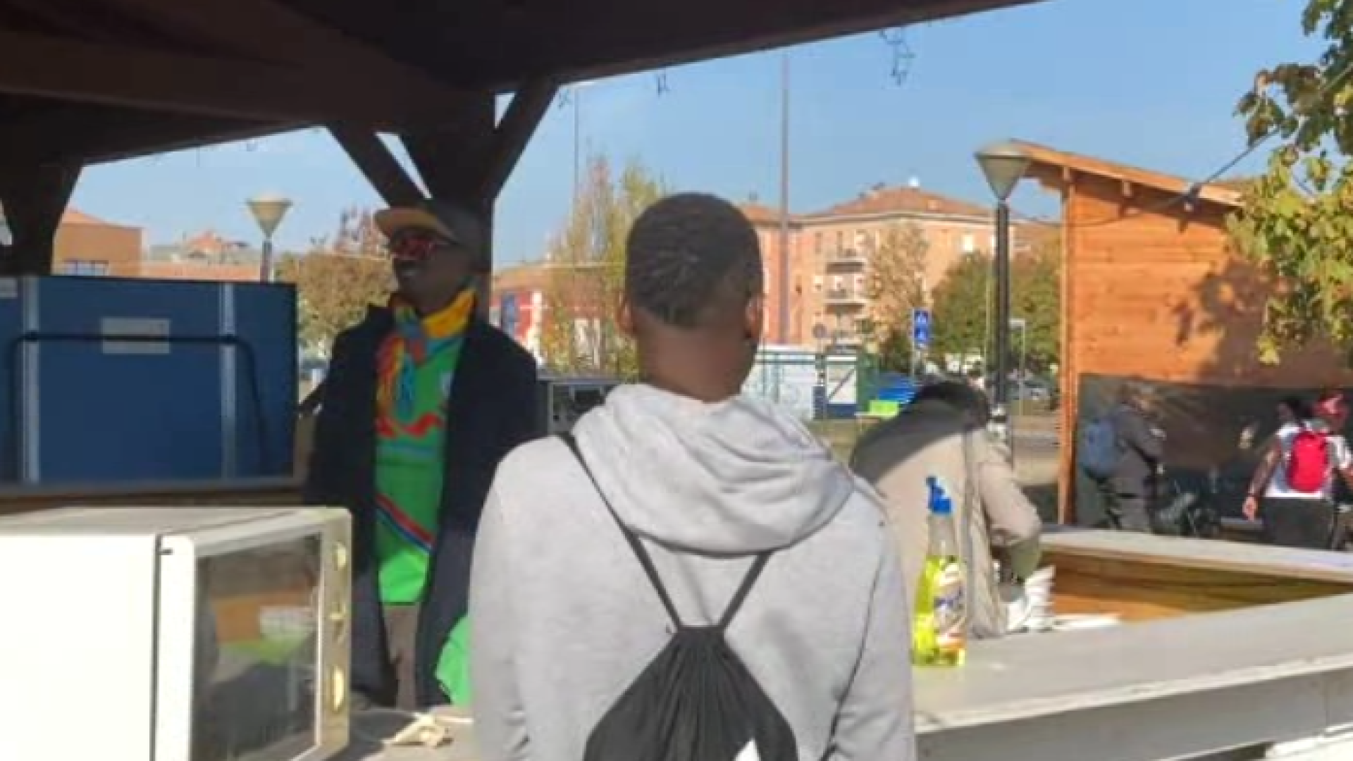 Gambiani in festa: "Più formazione, per integrarsi non basta un documento"