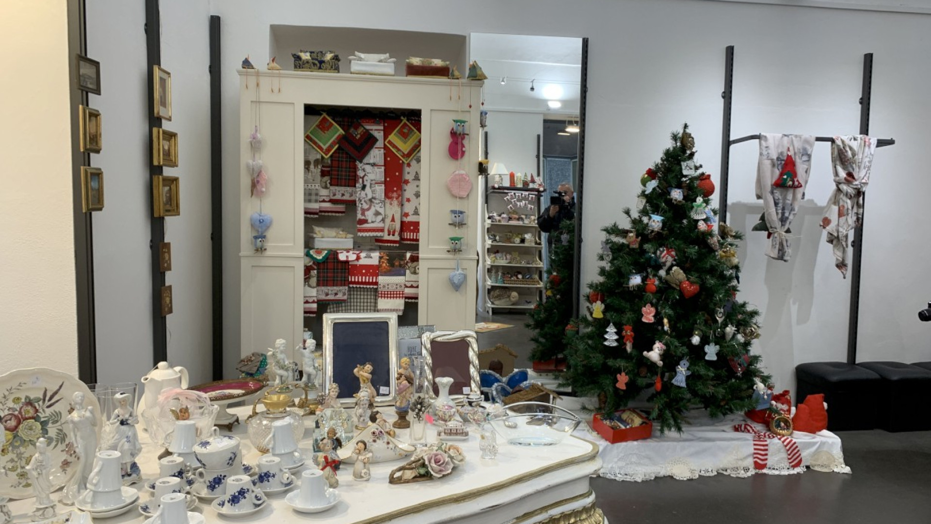 La generosità incrocia la solidarietà: aperto il mercatino per la Casa di Iris