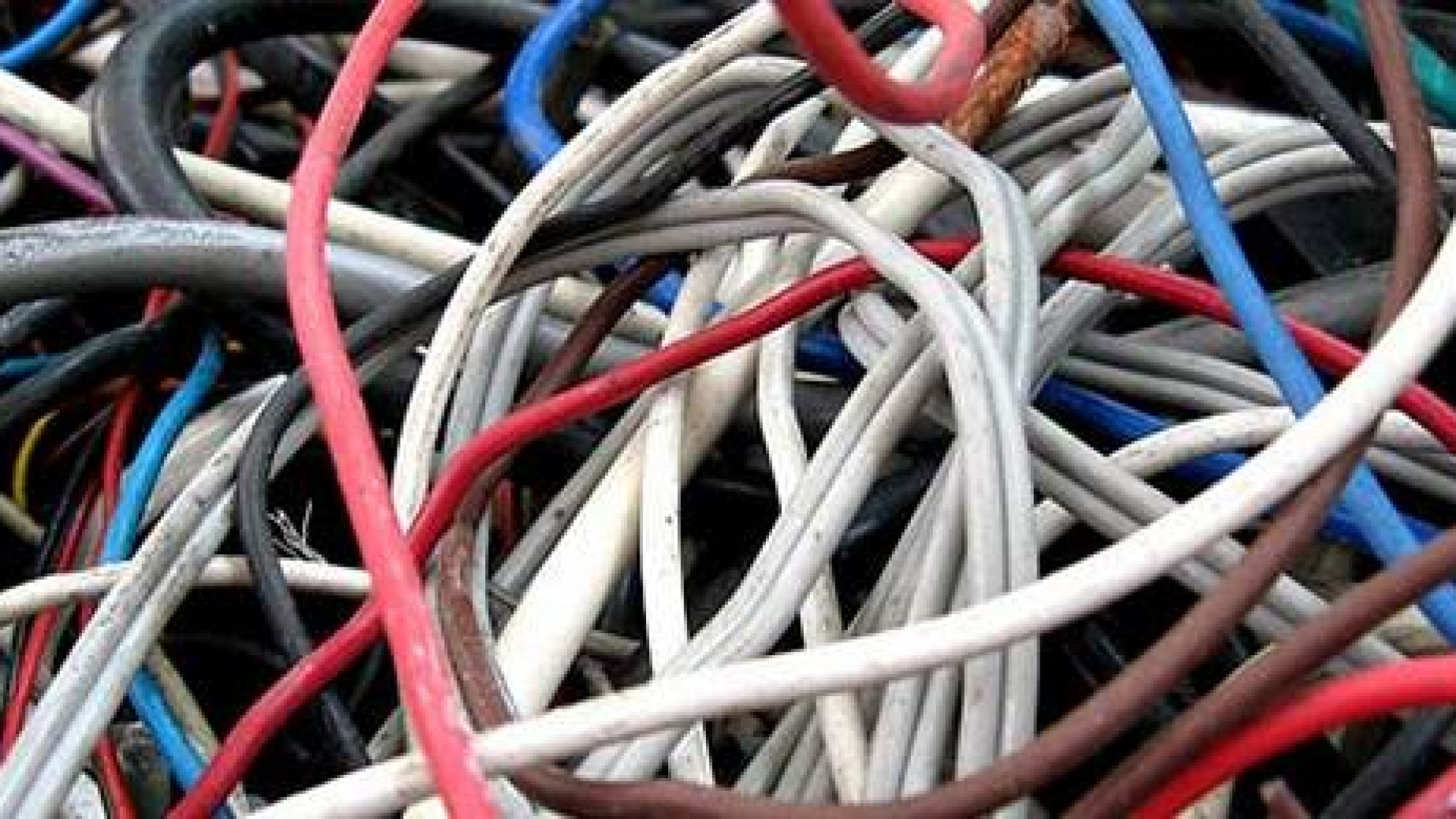 Borgonovo, tentato furto di cavi di rame sventato dai Metronotte