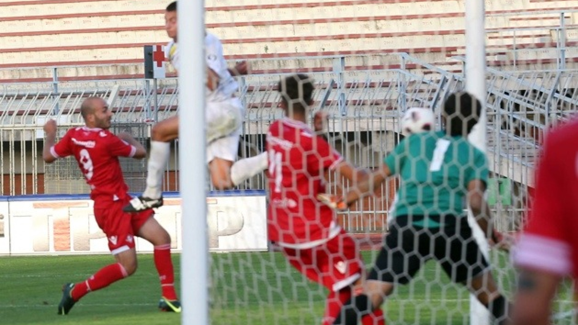 I risultati del calcio dilettanti. Primo squillo Royale, Fiorenzuola ok