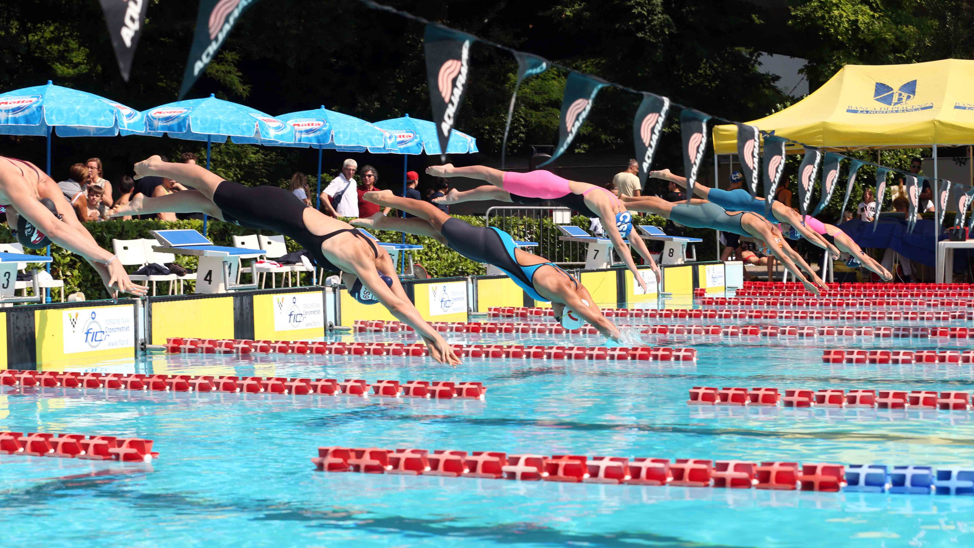 Vittorino da Feltre, mille in vasca per il Trofeo di nuoto
