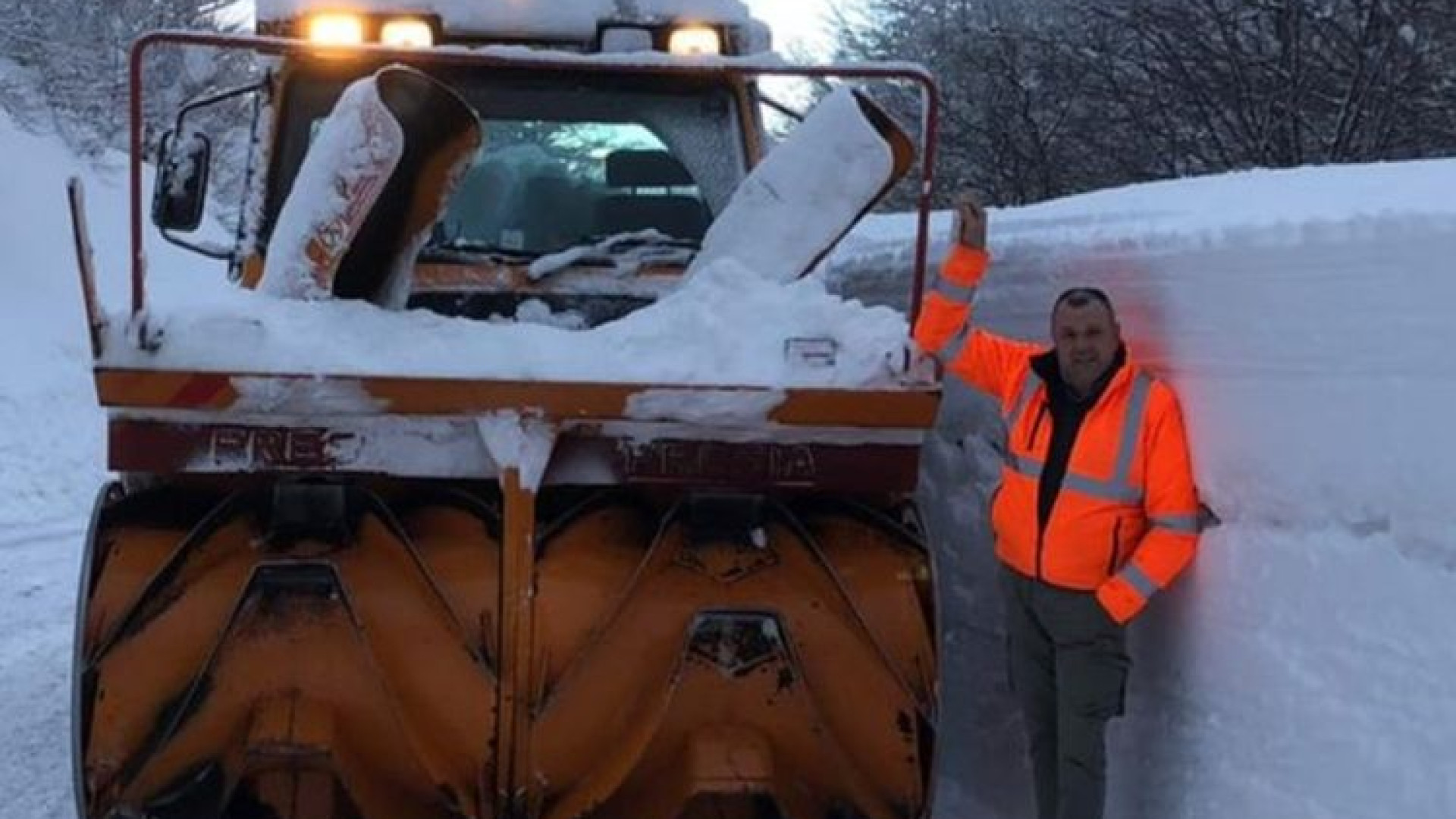 Nevicata fino a due metri in montagna, allarme dei sindaci: "Siamo al limite". Appello alla regione per ricevere aiuti