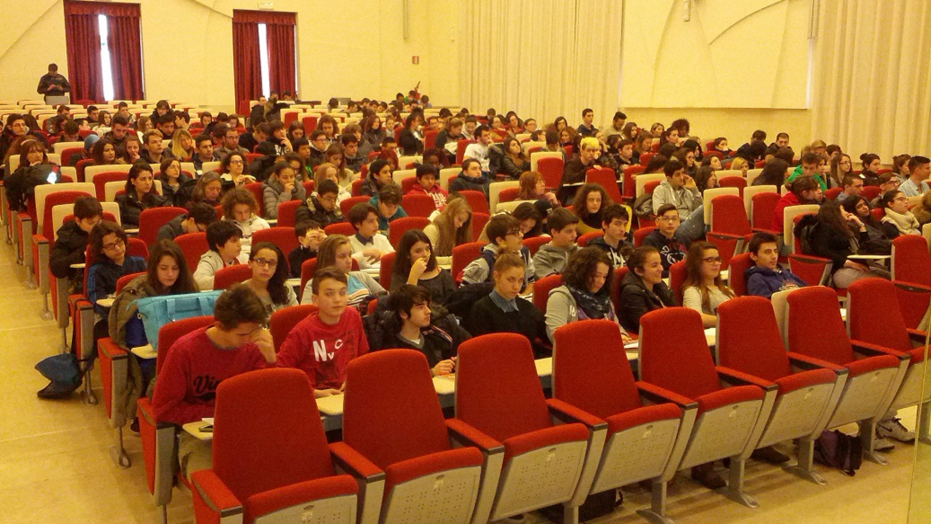Progetto concittadini: duecento studenti a lezione di legalità