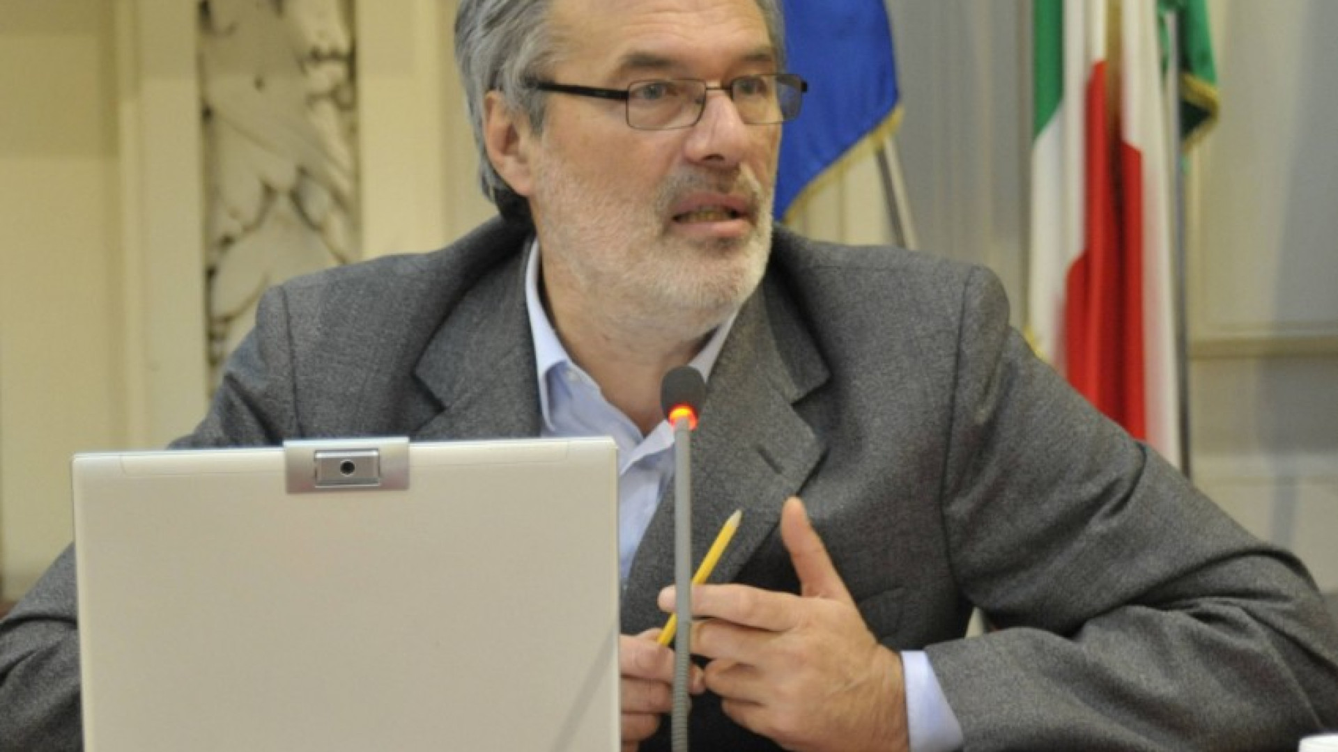 Il direttore Asl Bianchi minacciato e insultato. Condanna dei sindacati
