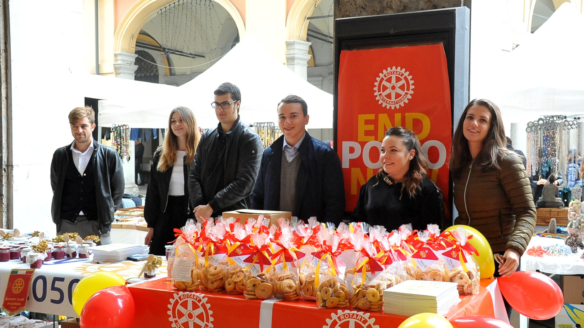 End Polio, tavola rotonda e banchetto benefico: raccolti 1.700 euro