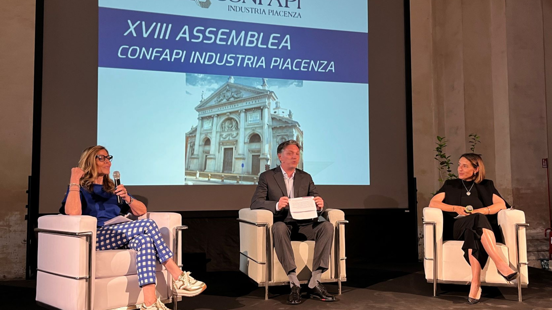 Il confronto Barbieri-Tarasconi all'assemblea di Confapi Industria Piacenza