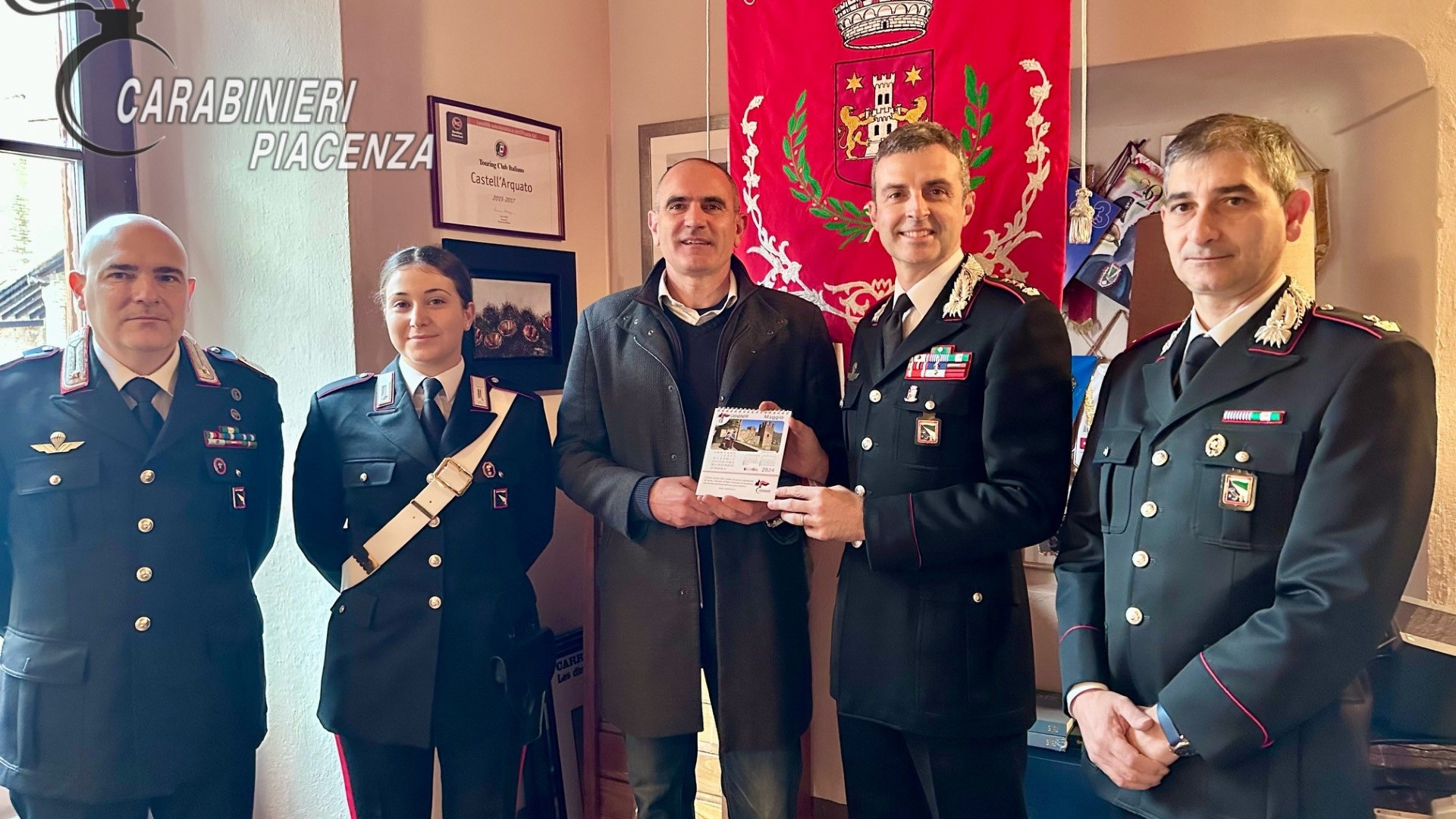 Calendario dell'Arma dedicato ai borghi d'Italia, tra cui Castell'Arquato