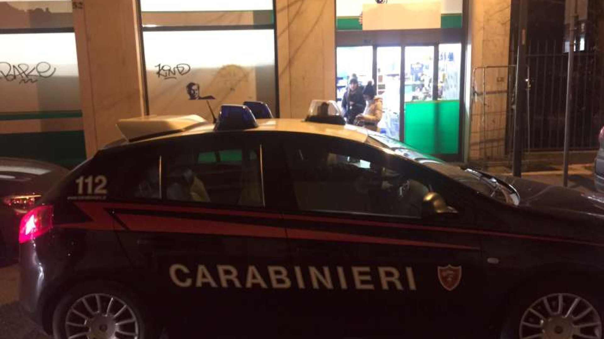 Rapina armata al market di via Santa Franca: "Ti sparo"