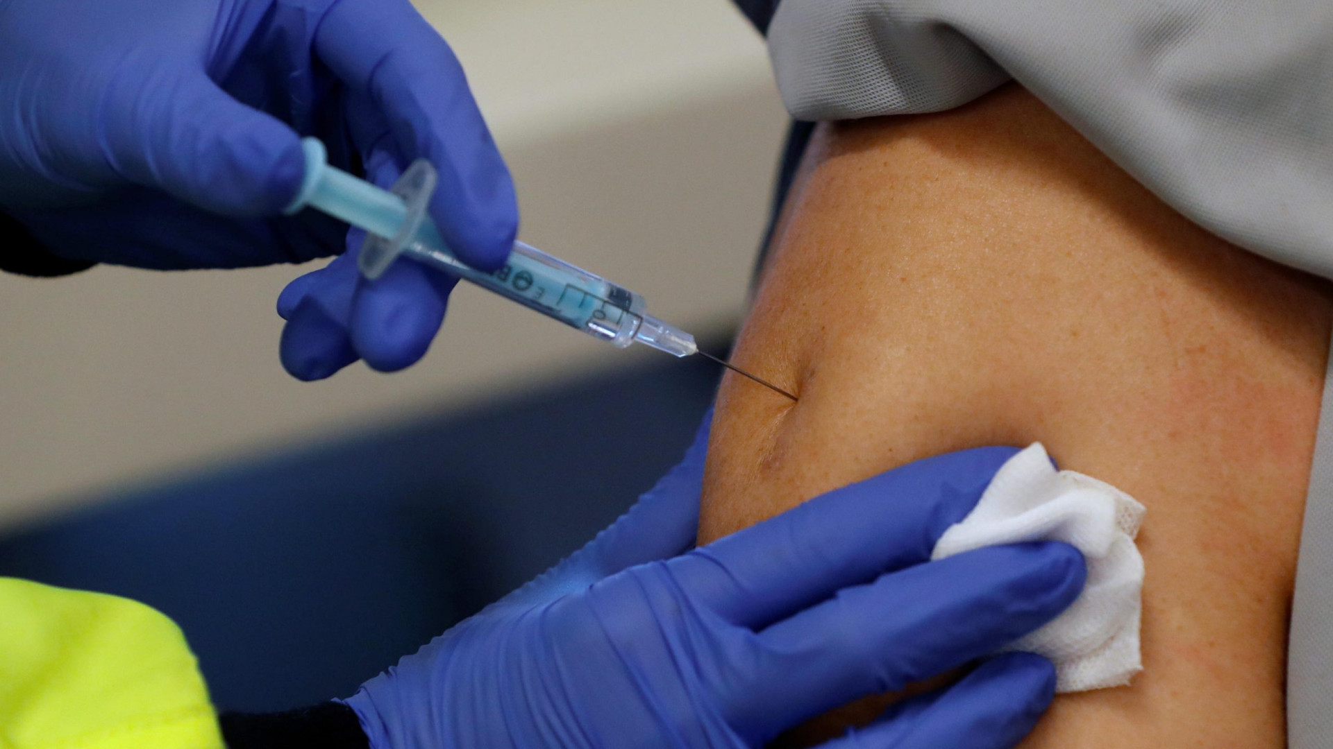 Vaccinazioni, finora 1.882 piacentini 30-34enni hanno prenotato la prima dose