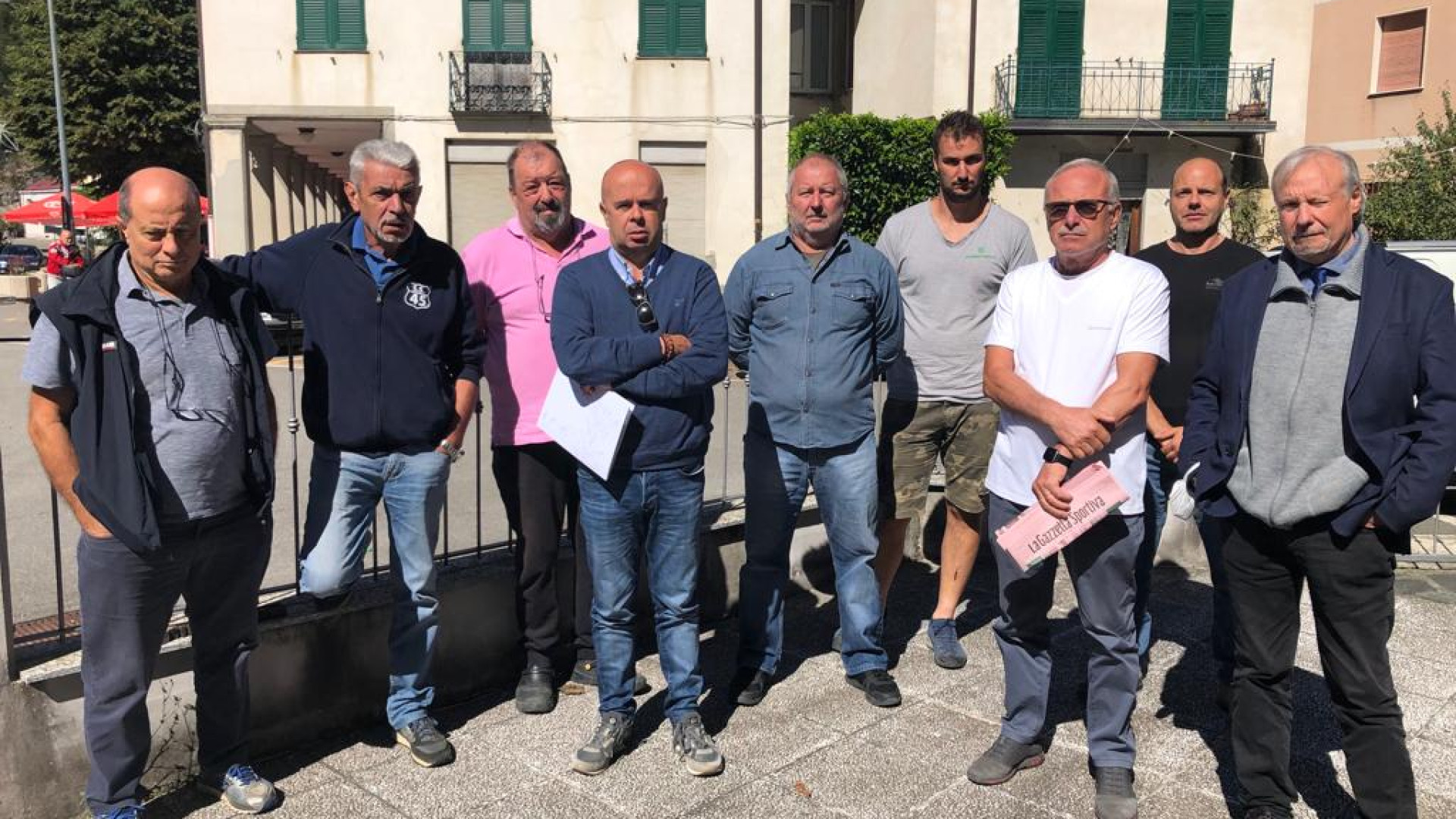 S'allarga la protesta a Ottone. "Togliete il divieto di caccia, la peste suina qui non c'è"