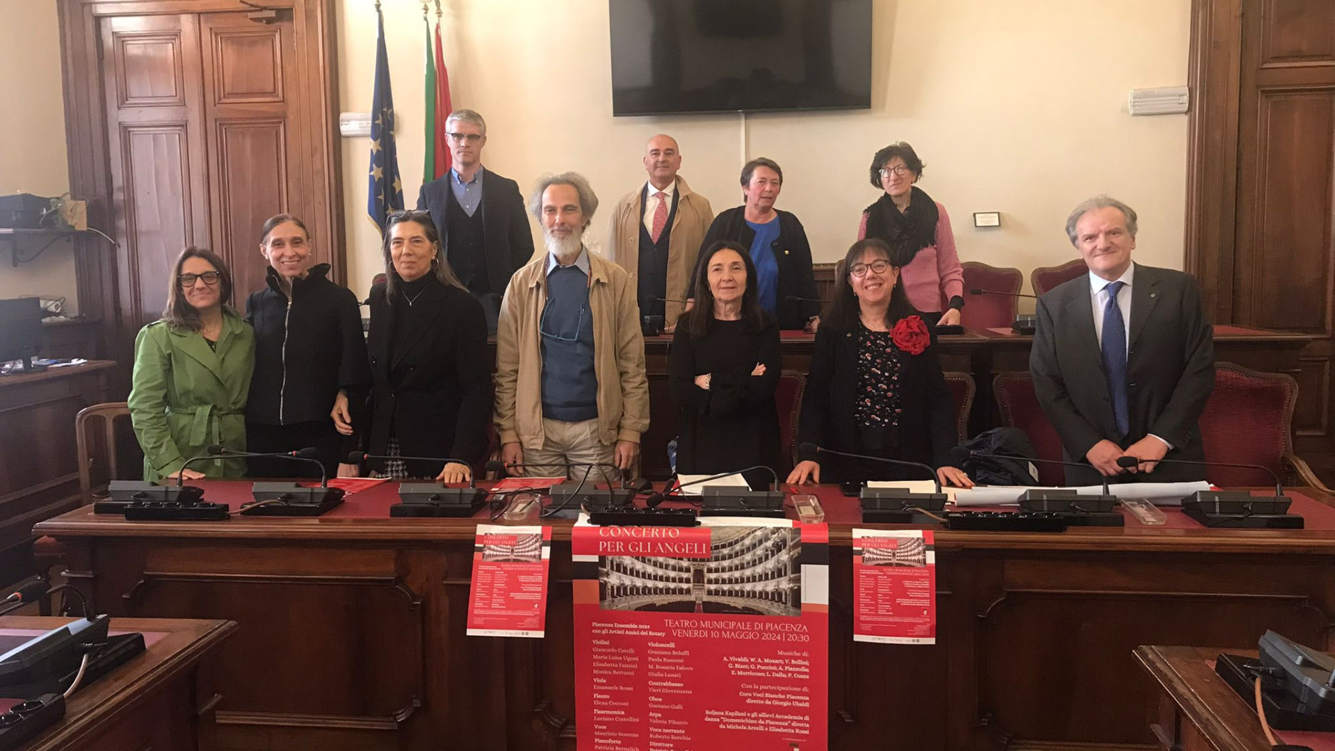 Concerto degli Angeli: serata benefica al Municipale tra cori, danzatori e musicisti