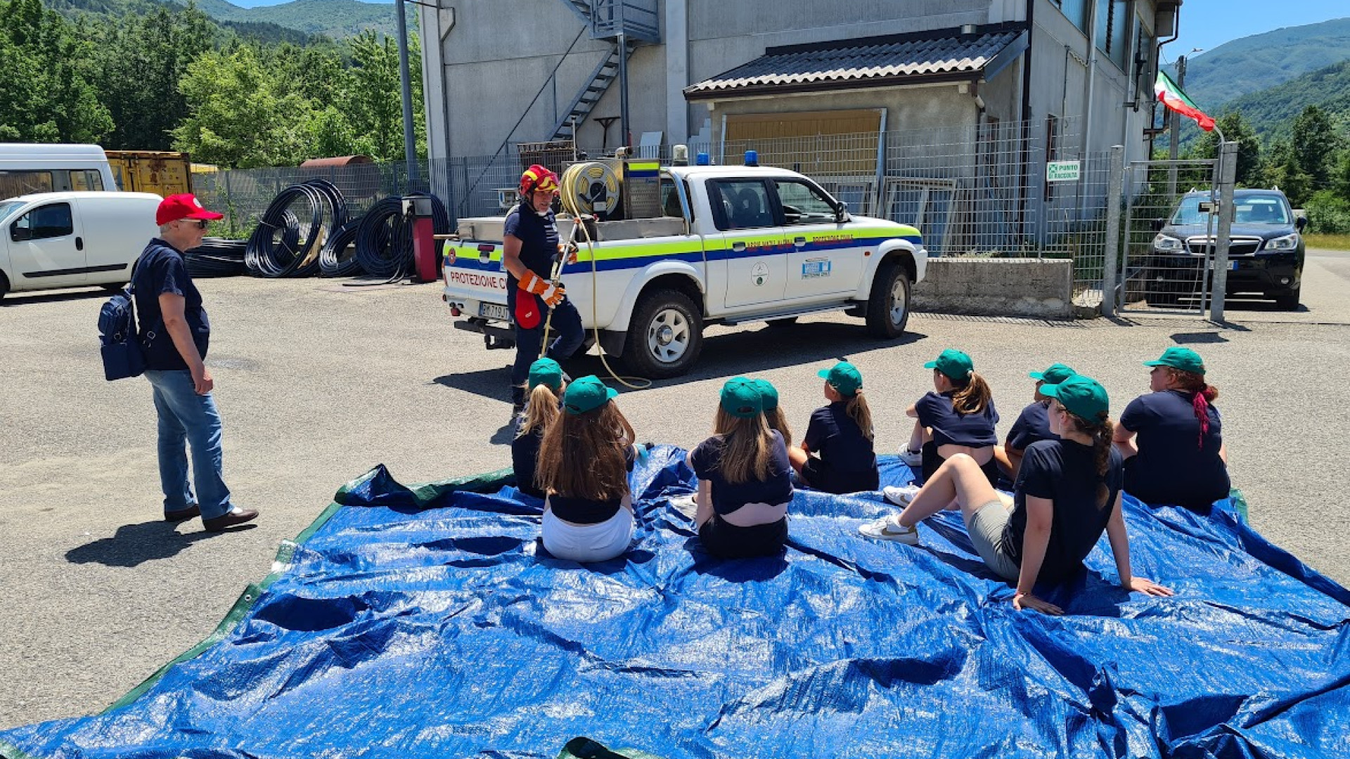 Dall'alzabandiera alle notti in tenda: a Ceci il Campo scuola Giovani alpini