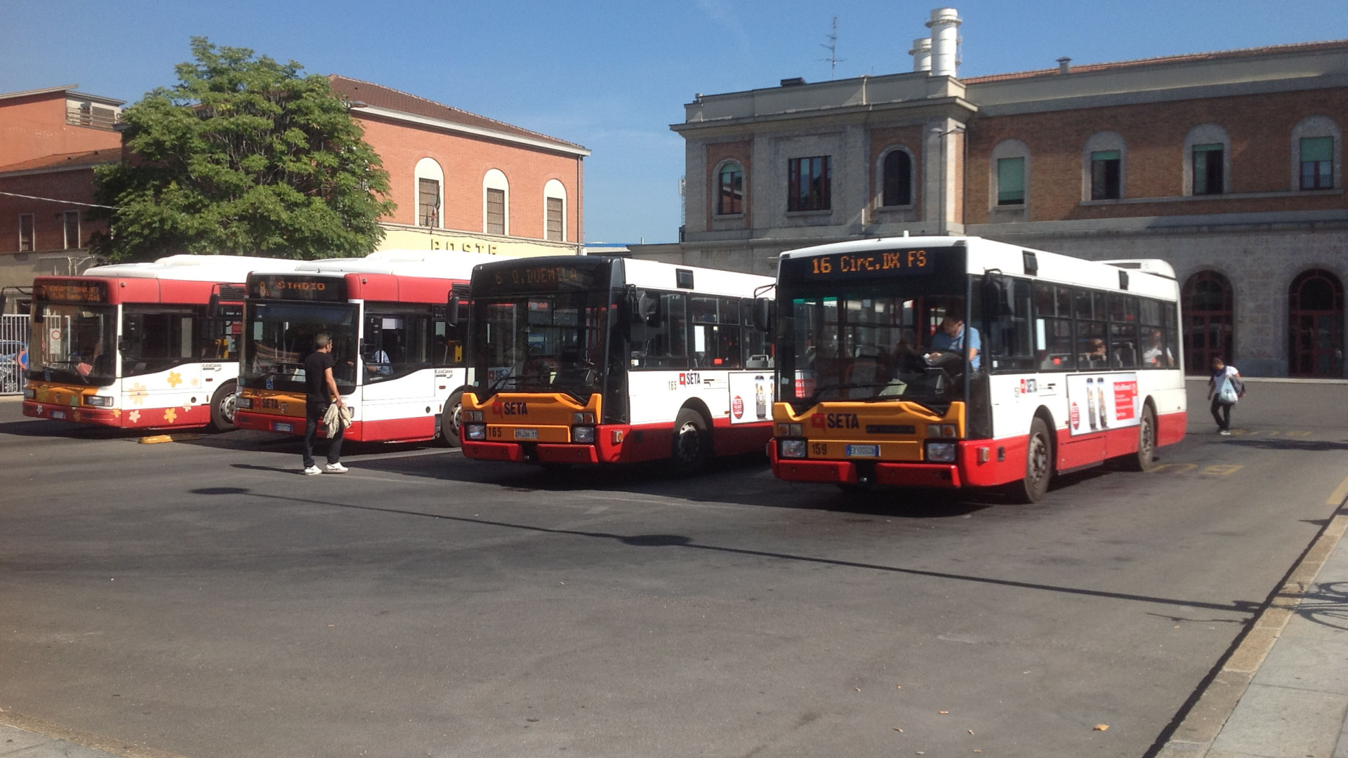 Rivoluzione nei bus, scoppiano le polemiche