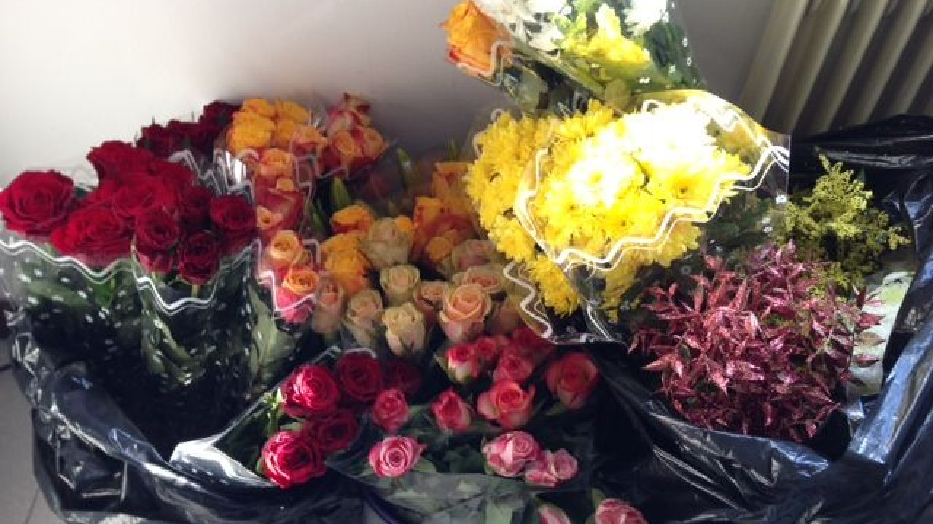 Vendita abusiva di fiori per San Valentino: multa da 5mila euro