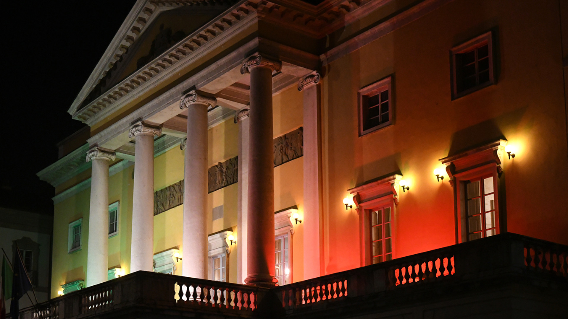 Da Municipale a Manicomics: riaperture dei teatri a macchia di leopardo