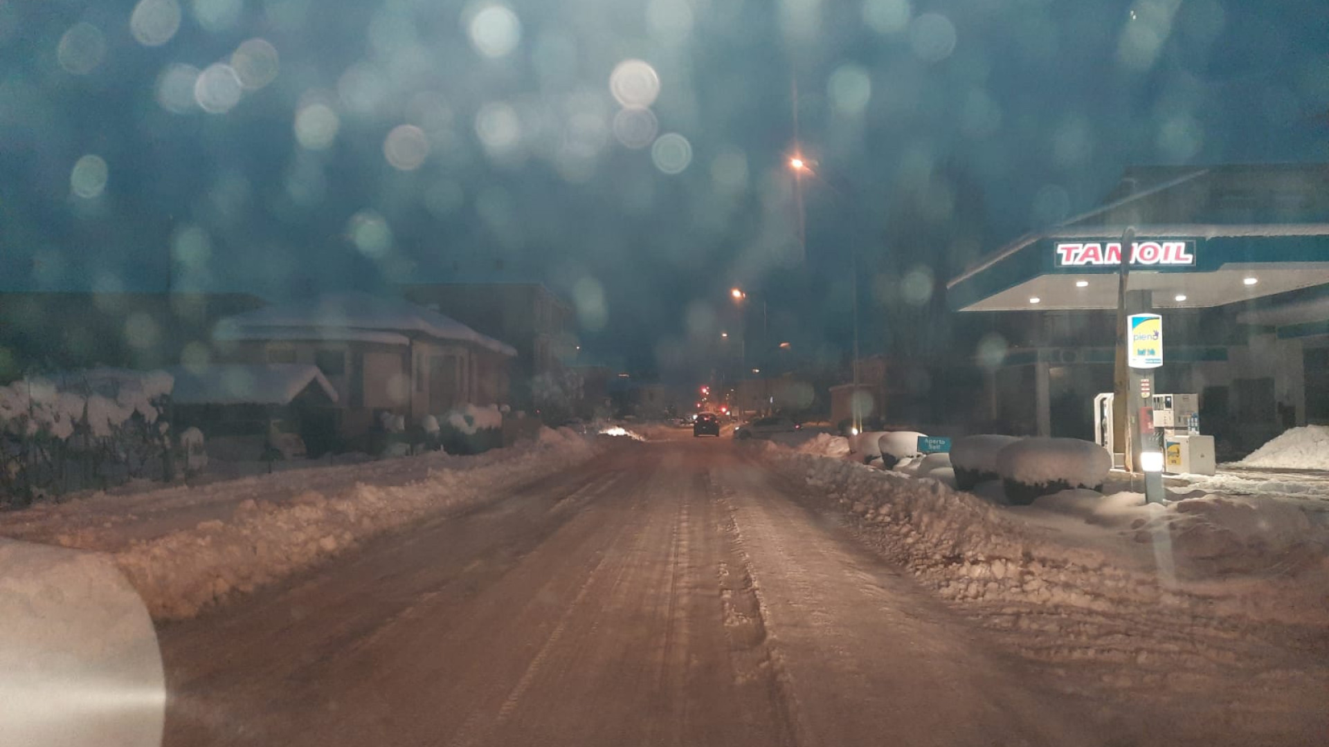Neve e gelo, Prefettura ai Comuni: "Evitare il ghiaccio sulle strade"