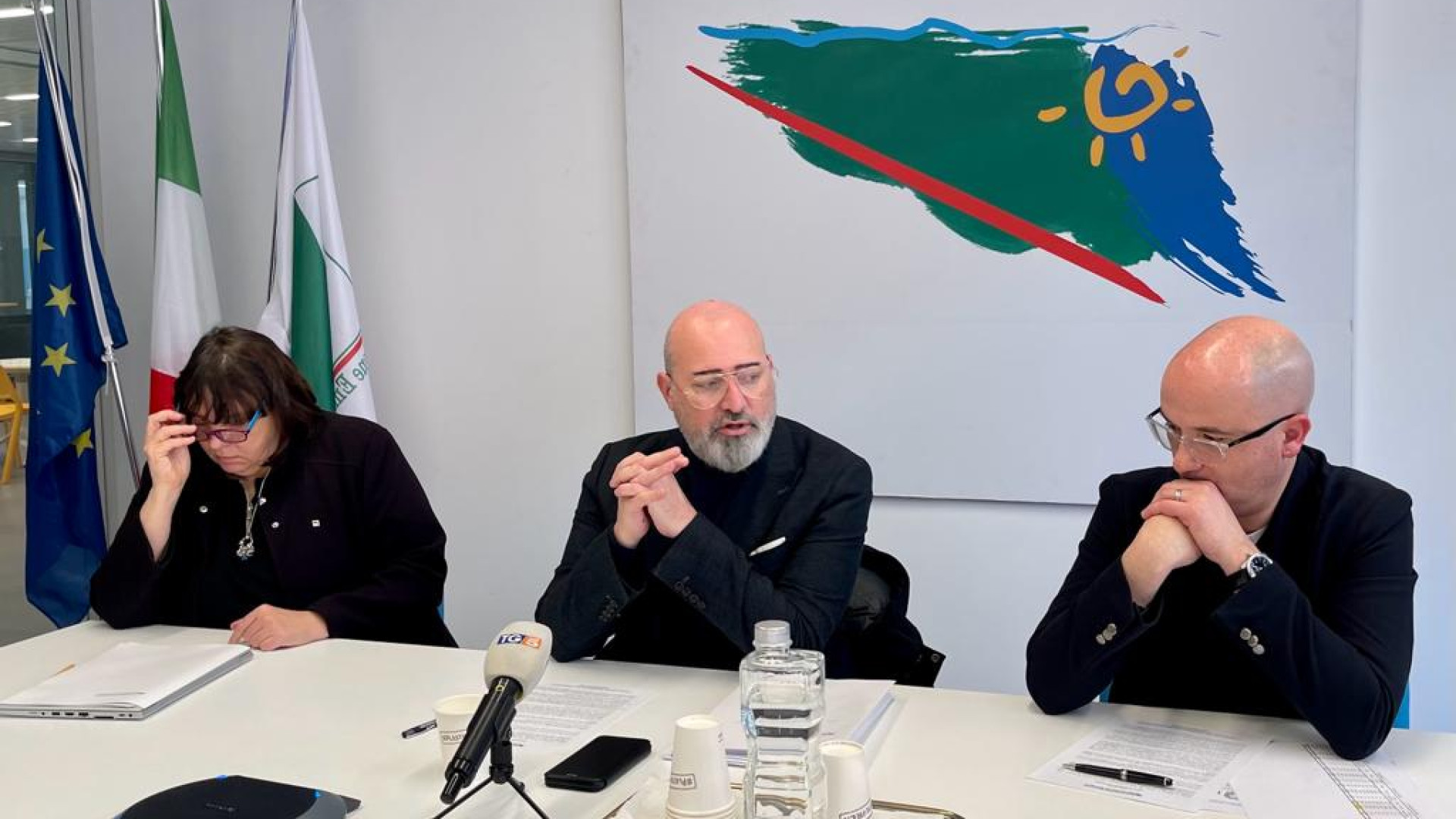 Stefano Bonaccini: "I tagli del Governo faranno chiudere diverse scuole in regione"