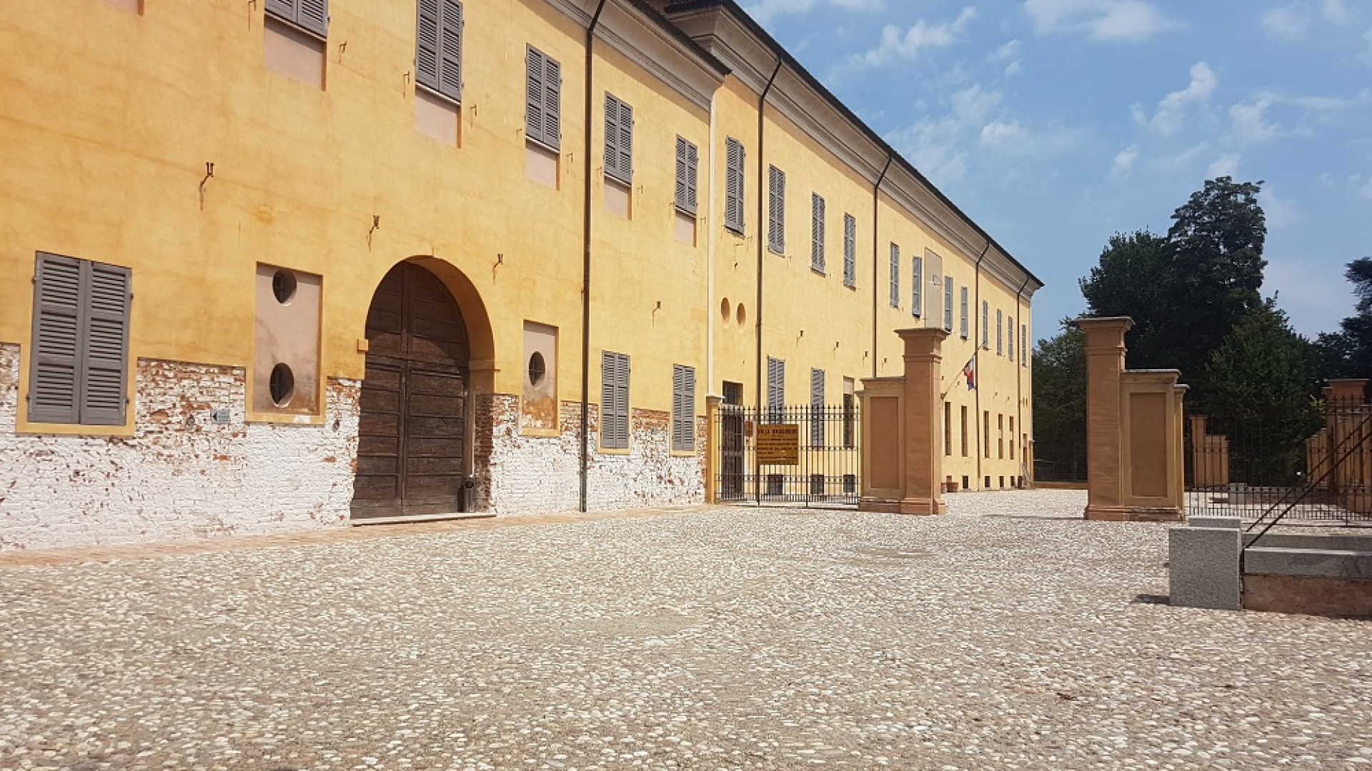La cooperativa Caeb gestirà per 5 anni la biblioteca comunale di Villa Braghieri
