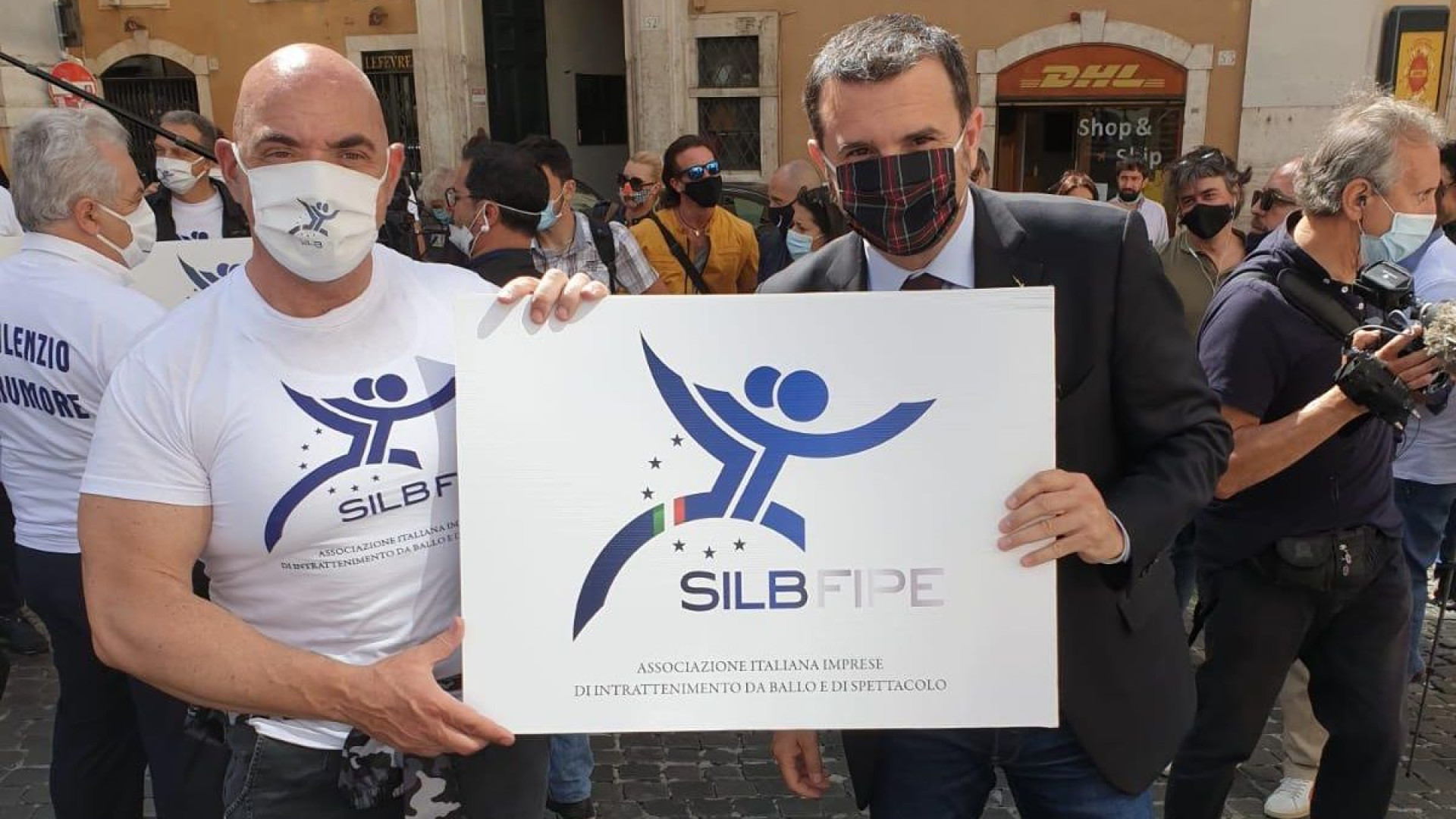 Riapertura discoteche, Carbonetti: "Attendiamo la risposta del governo"