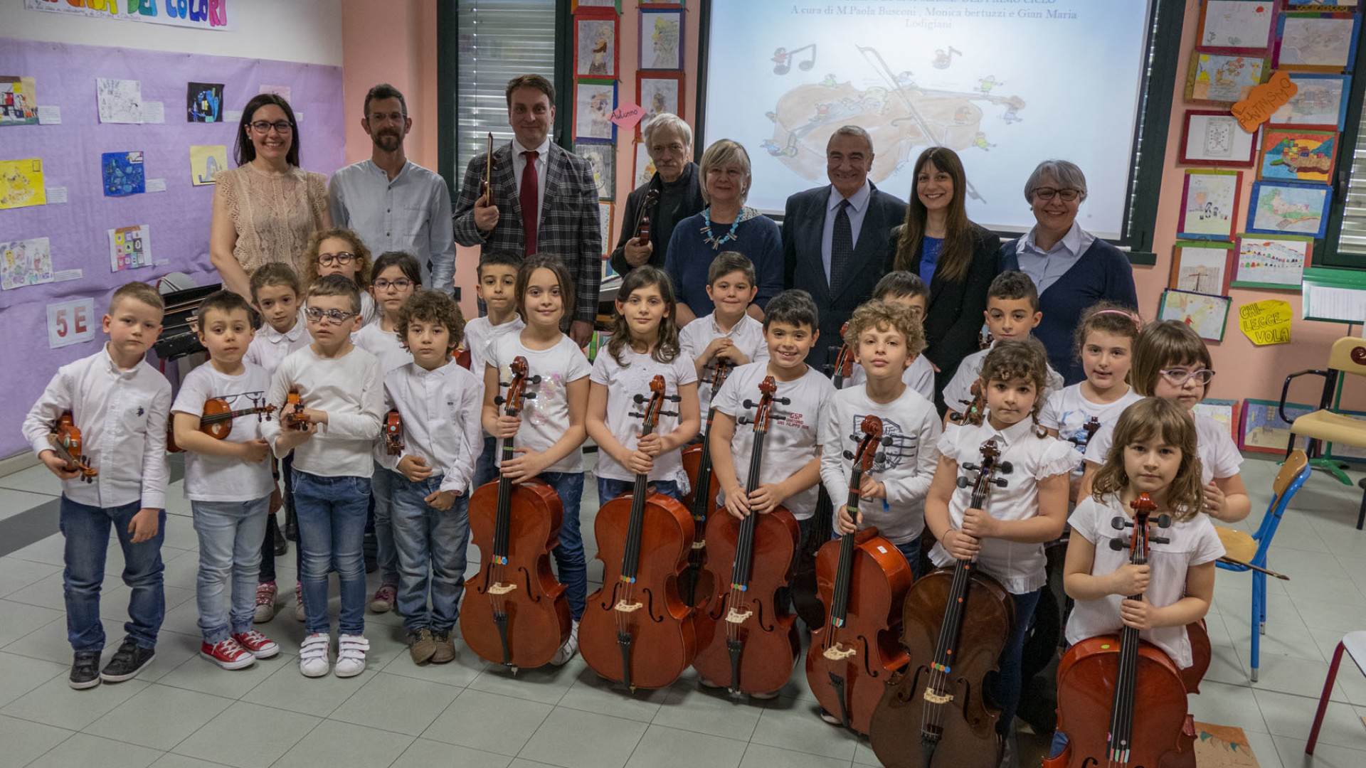 "Servono strumenti musicali per gli studenti": appello dell'istituto di Castello