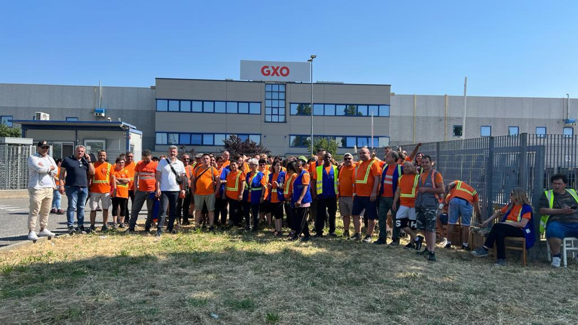 Sciopero in corso davanti alla Gxo logistica. "Nessuna certezza sul futuro"