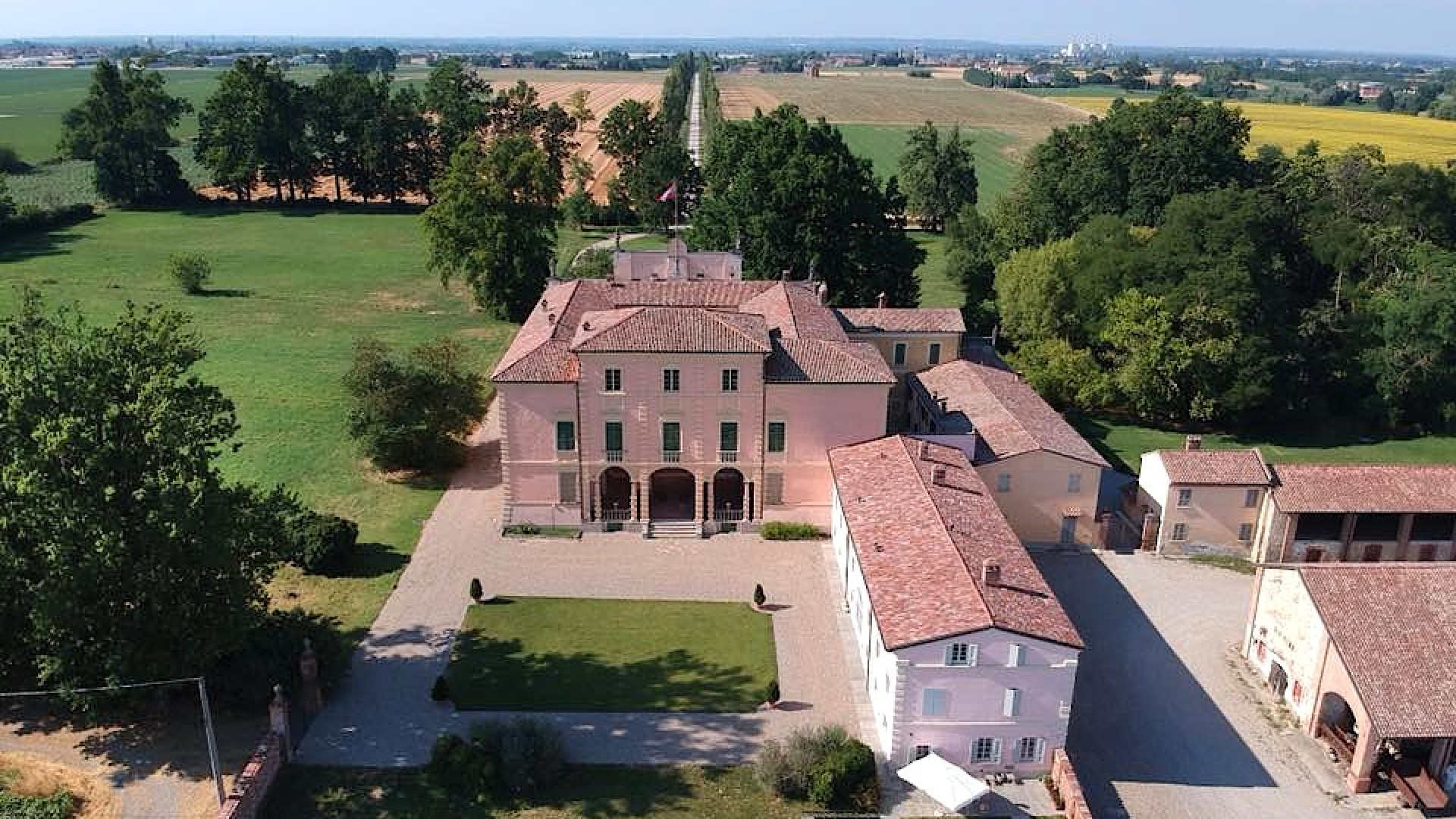 Si aprono le porte degli edifici storici: da ammirare villa Caramello a Fontana Pradosa