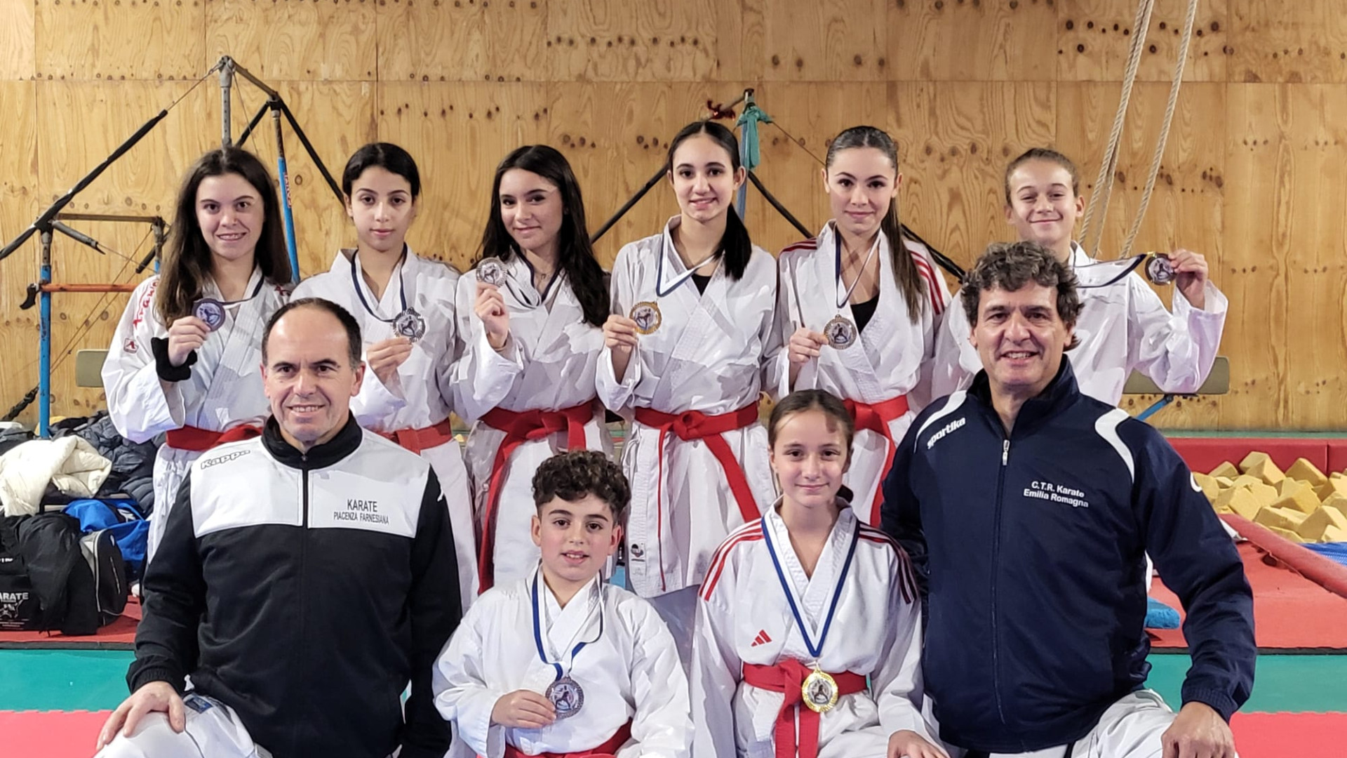 Il Karate Piacenza Farnesiana trionfa all’Open Internazionale di San Marino