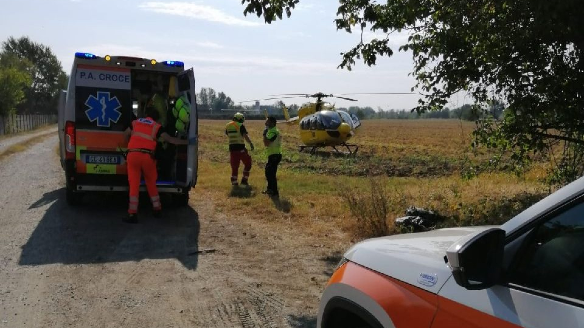 Podenzano: cade da tre metri e batte la testa, operaio in condizioni serie