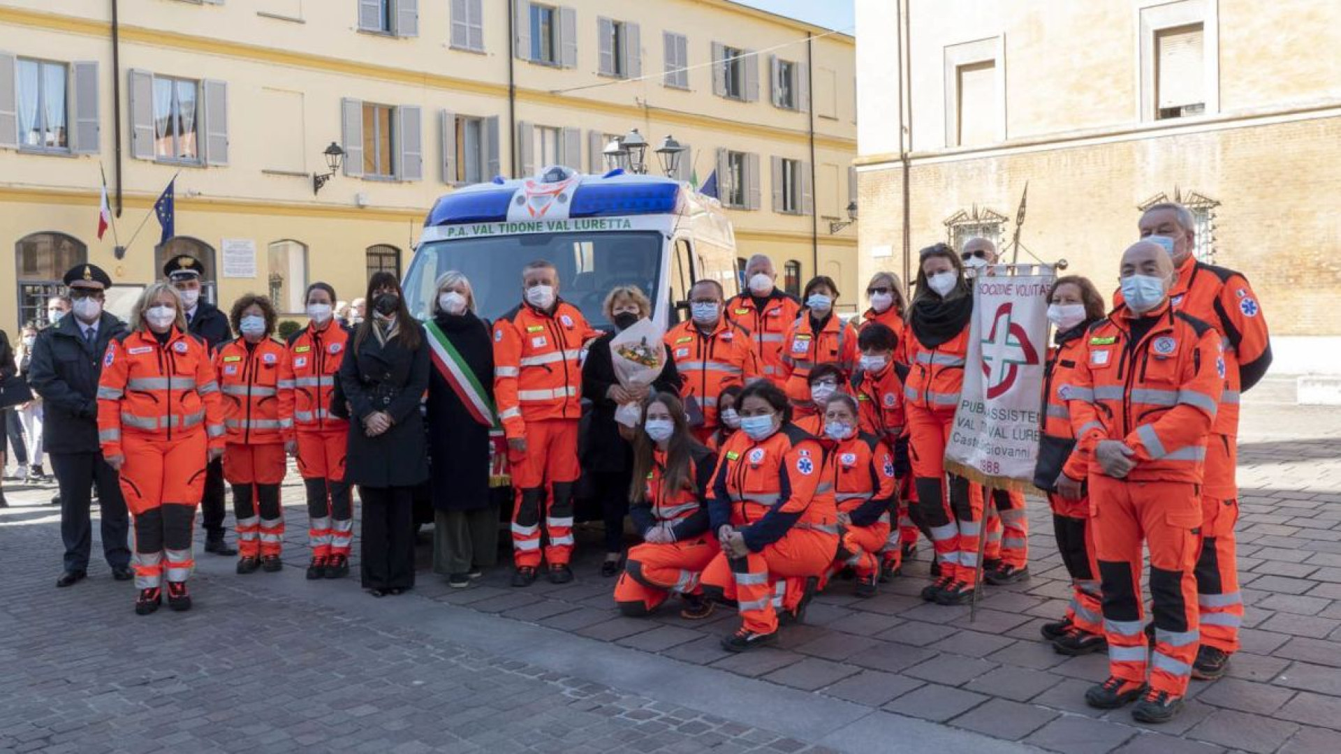 In memoria di Alberto Ginofero: la moglie dona un'ambulanza alla Pubblica