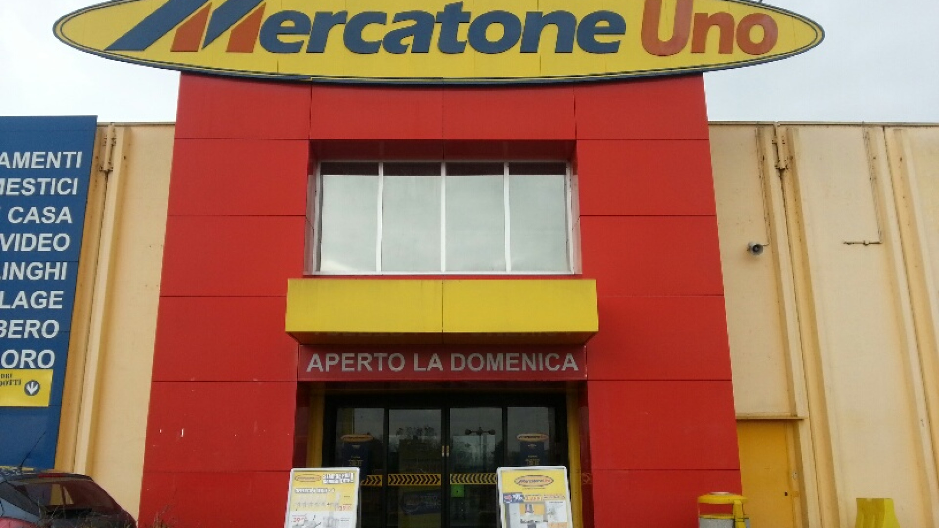 Crisi, a rischio i punti vendita Mercatone Uno. Coinvolti 100 dipendenti