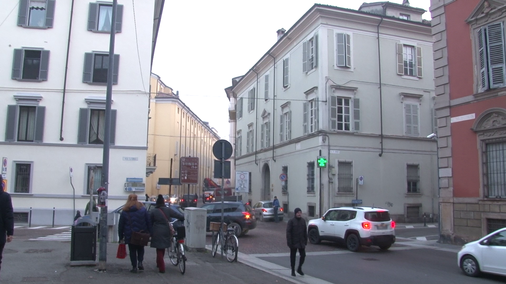 Via alla sperimentazione |nel varco Ztl di via Giordani |ma ancora code e ingorghi