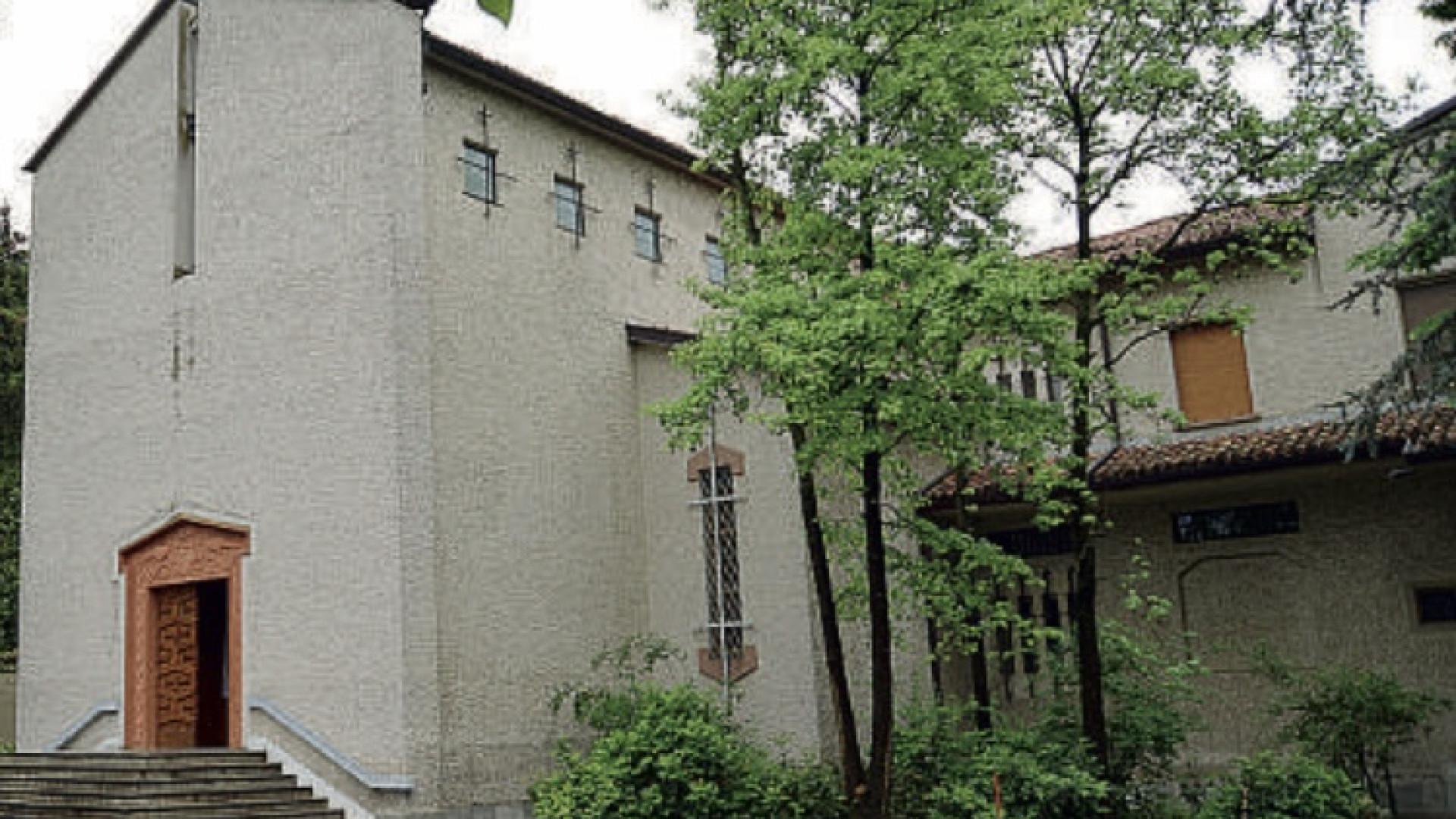 Paura al monastero di via Spinazzi per il cedimento di una trave