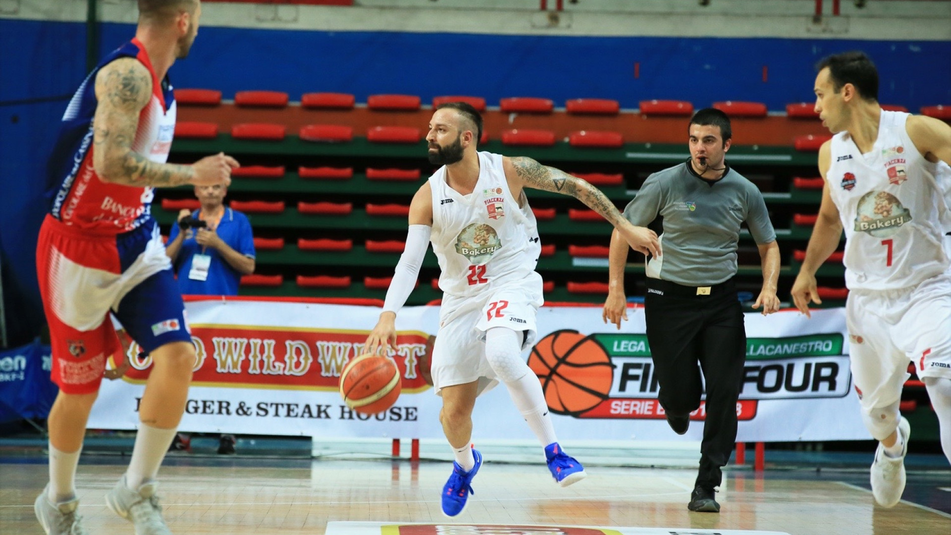 Maggio vuole prendersi la Bakery: "Qui per fare una grande stagione"