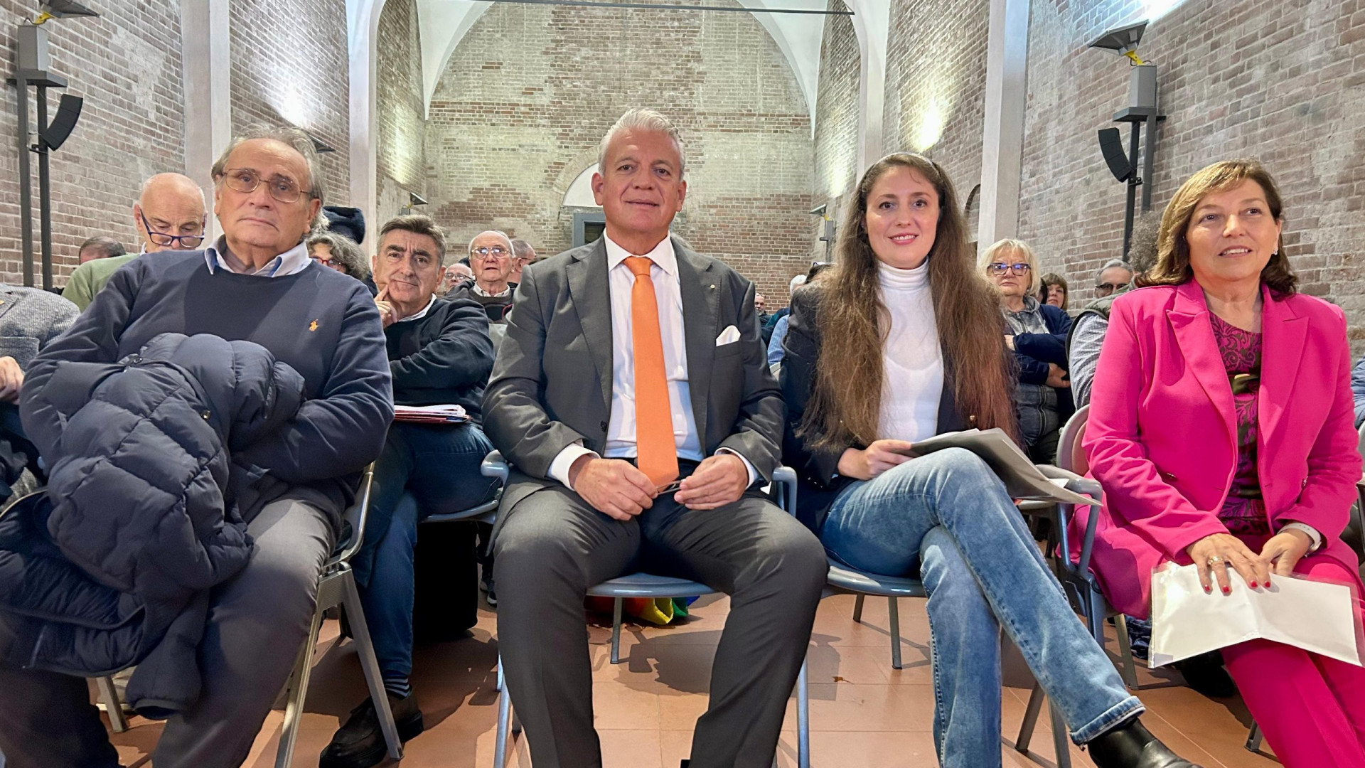 Nuovo ospedale, al dibattito pubblico solo 5 candidati: project financing nel mirino