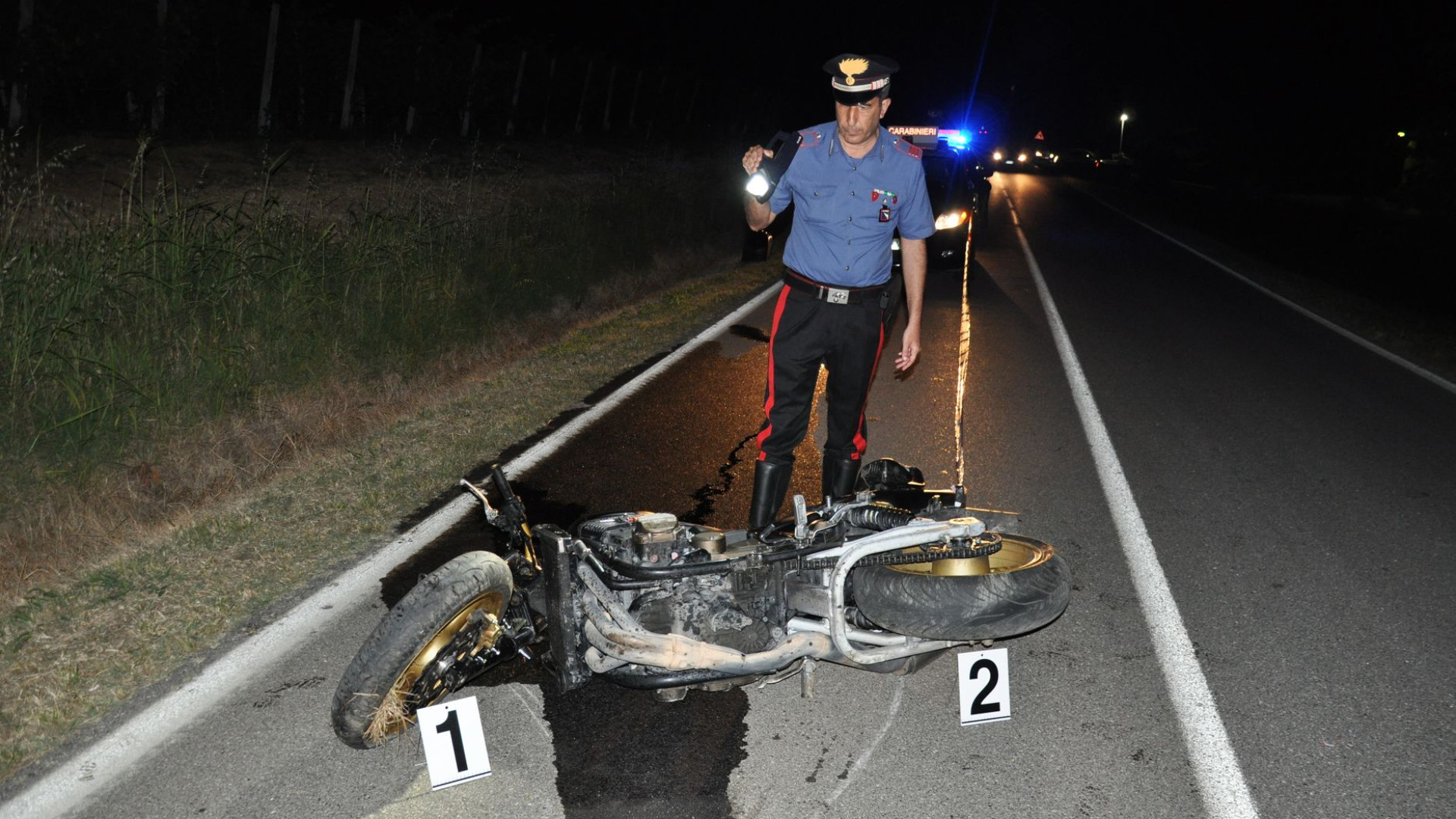 Tragedia a Castelnuovo: centauro 41enne perde la vita