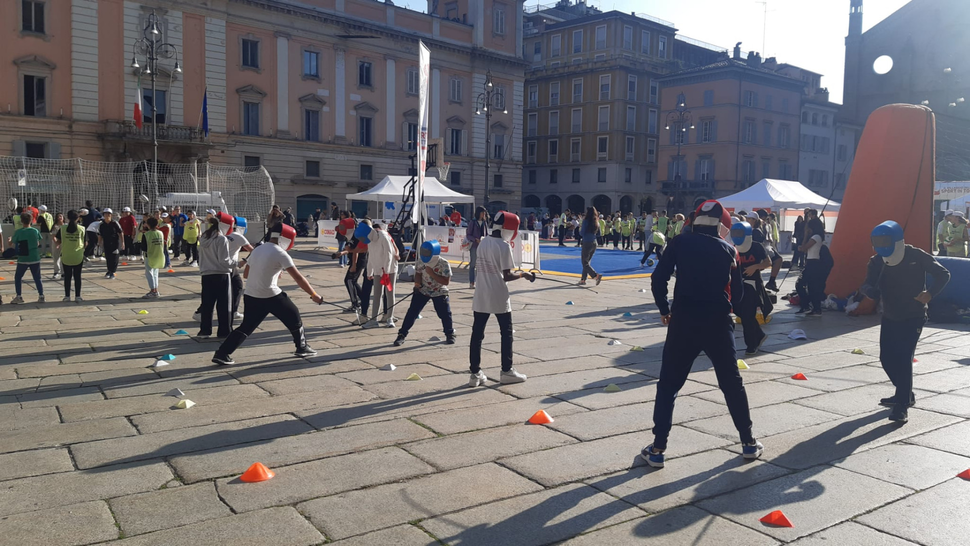 Il Tour dello sport fa tappa in Piazza Cavalli con oltre 250 giovanissimi