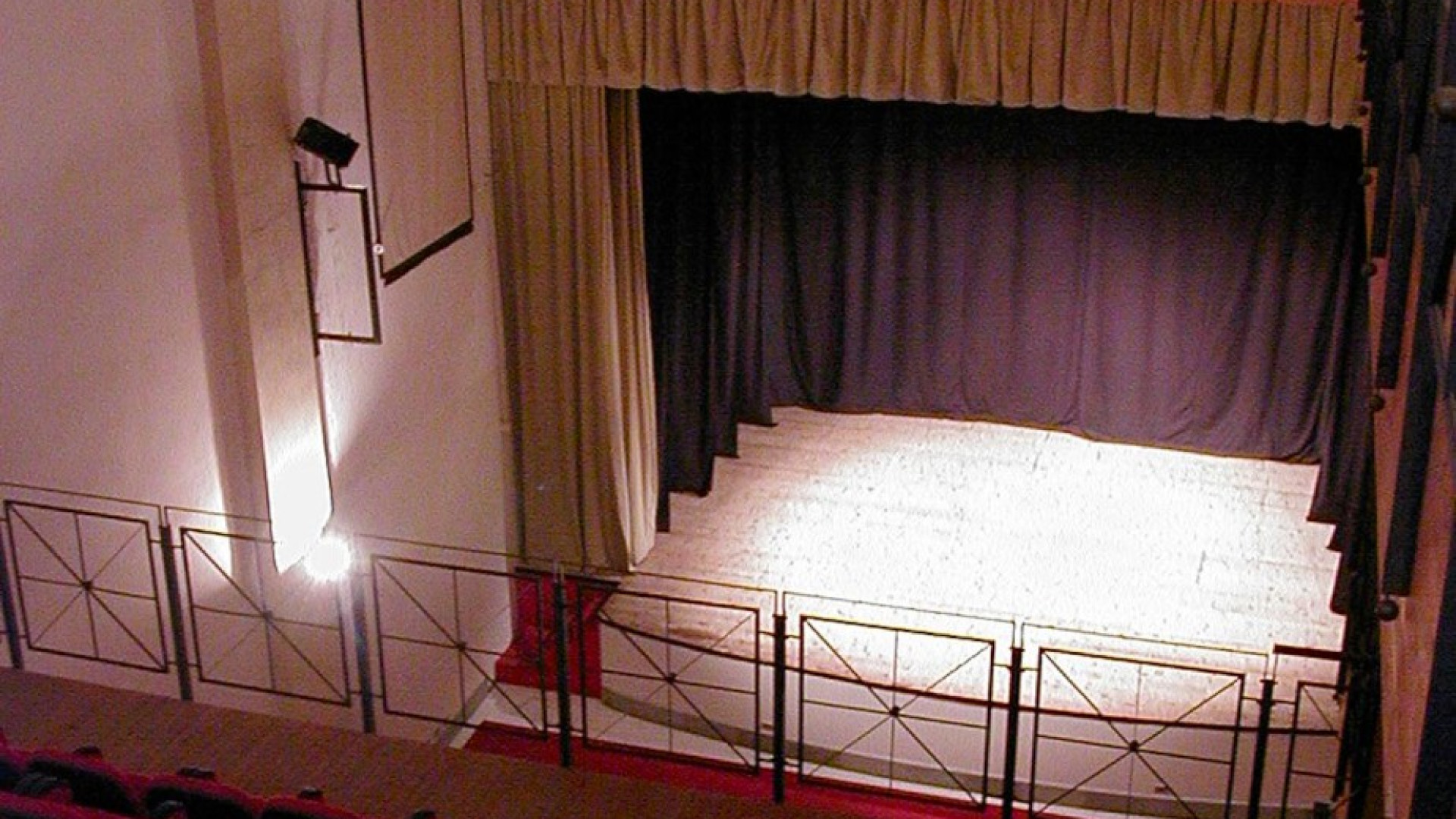 Castello, la Lilt ricorda Daniele Tosca al teatro Verdi con "4 amici al bar"