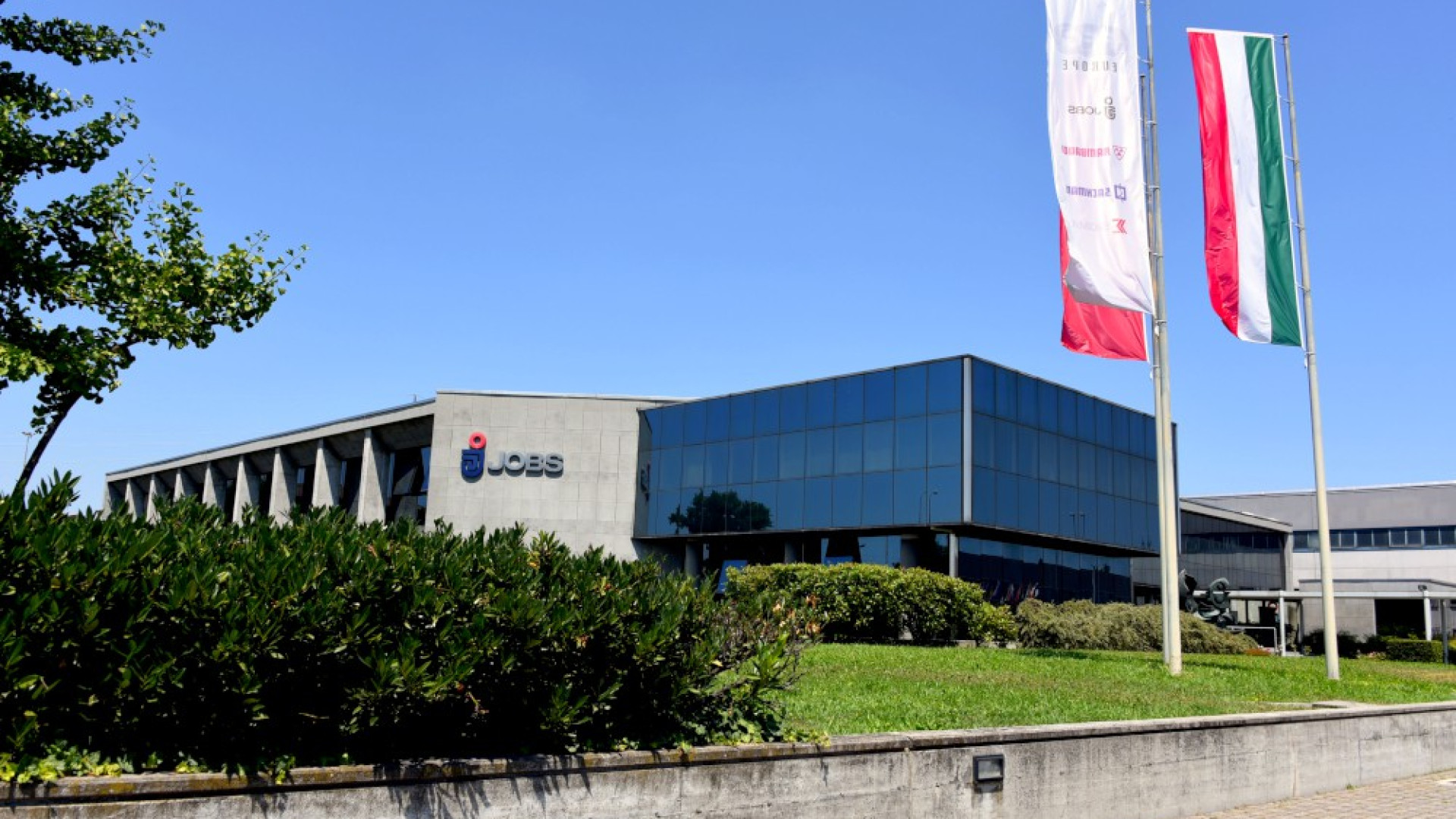 Airbus e Boeing parlano anche piacentino: commessa storica per Jobs