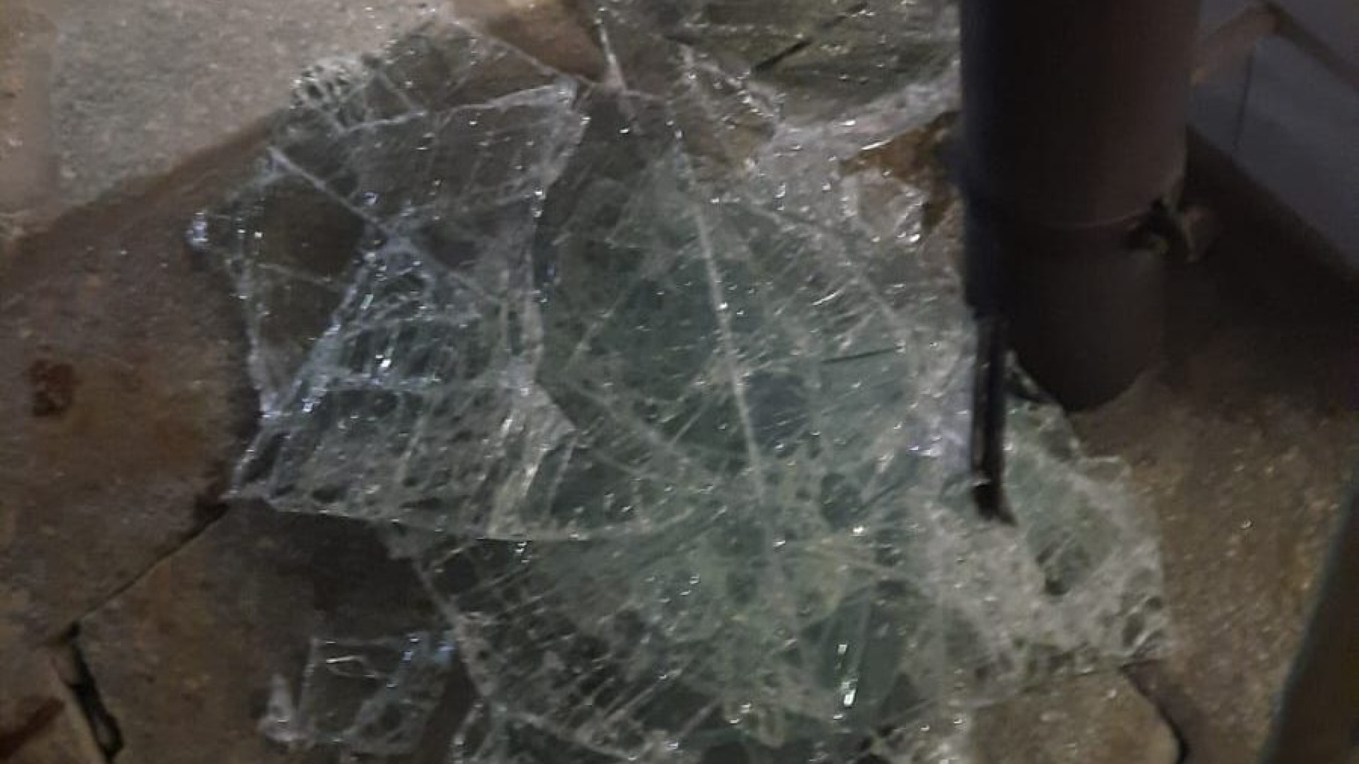 Ladri di Natale a Ottavello. Rubano dal Rolex alle racchette da padel