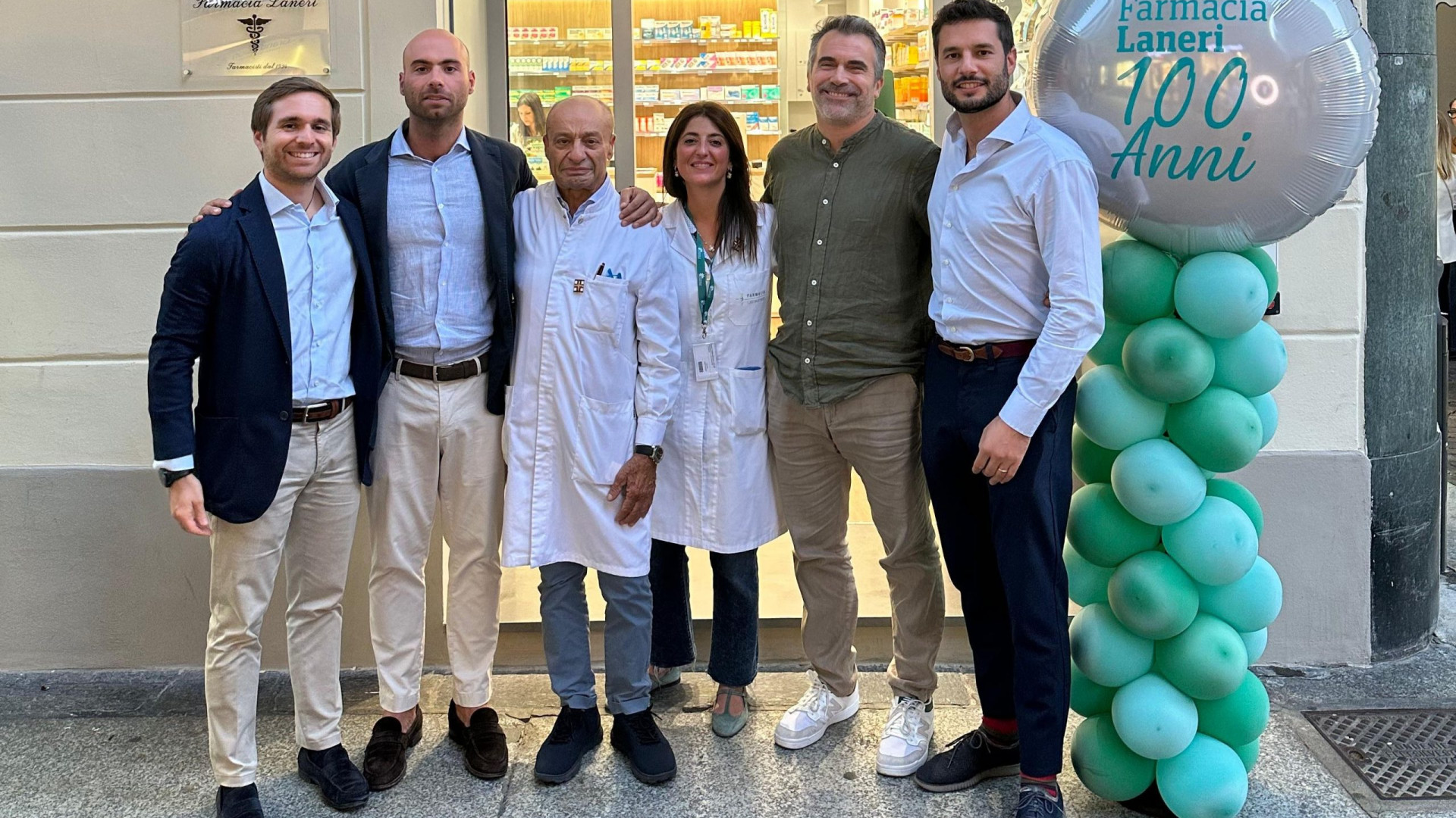 Farmacia Laneri, un secolo di vita con quattro generazioni dedicate alla salute