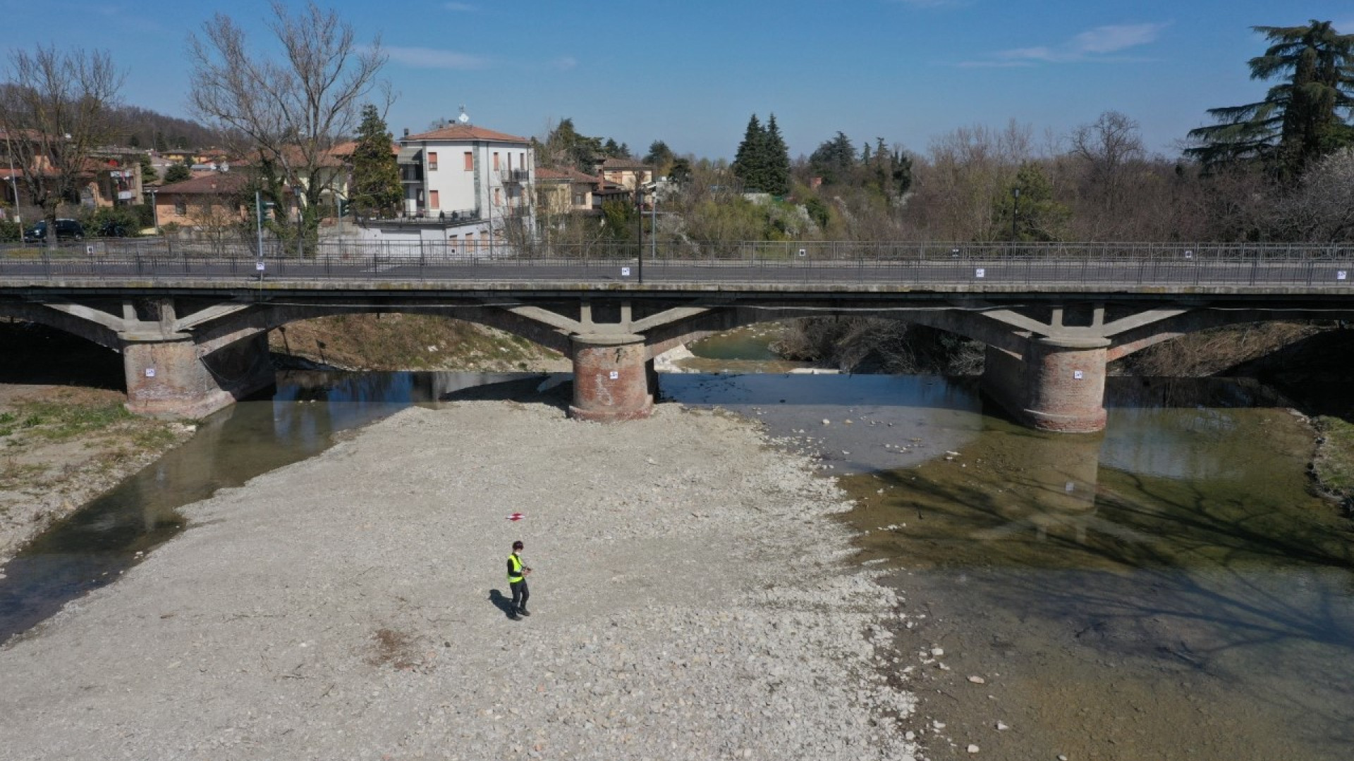Sicurezza: droni e laser scanner per il monitoraggio del ponte di Castell'Arquato