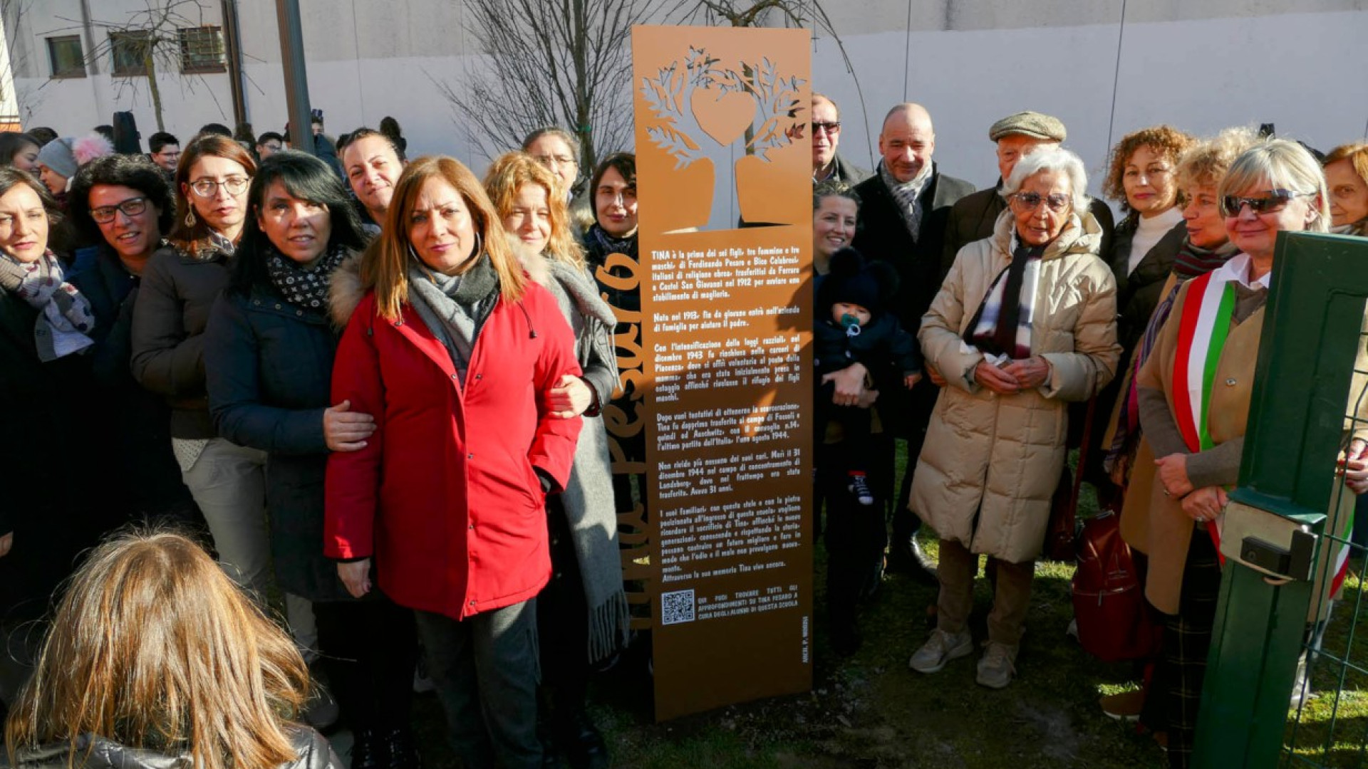 Morì in campo di concentramento a 31 anni, stele a ricordo di Tina