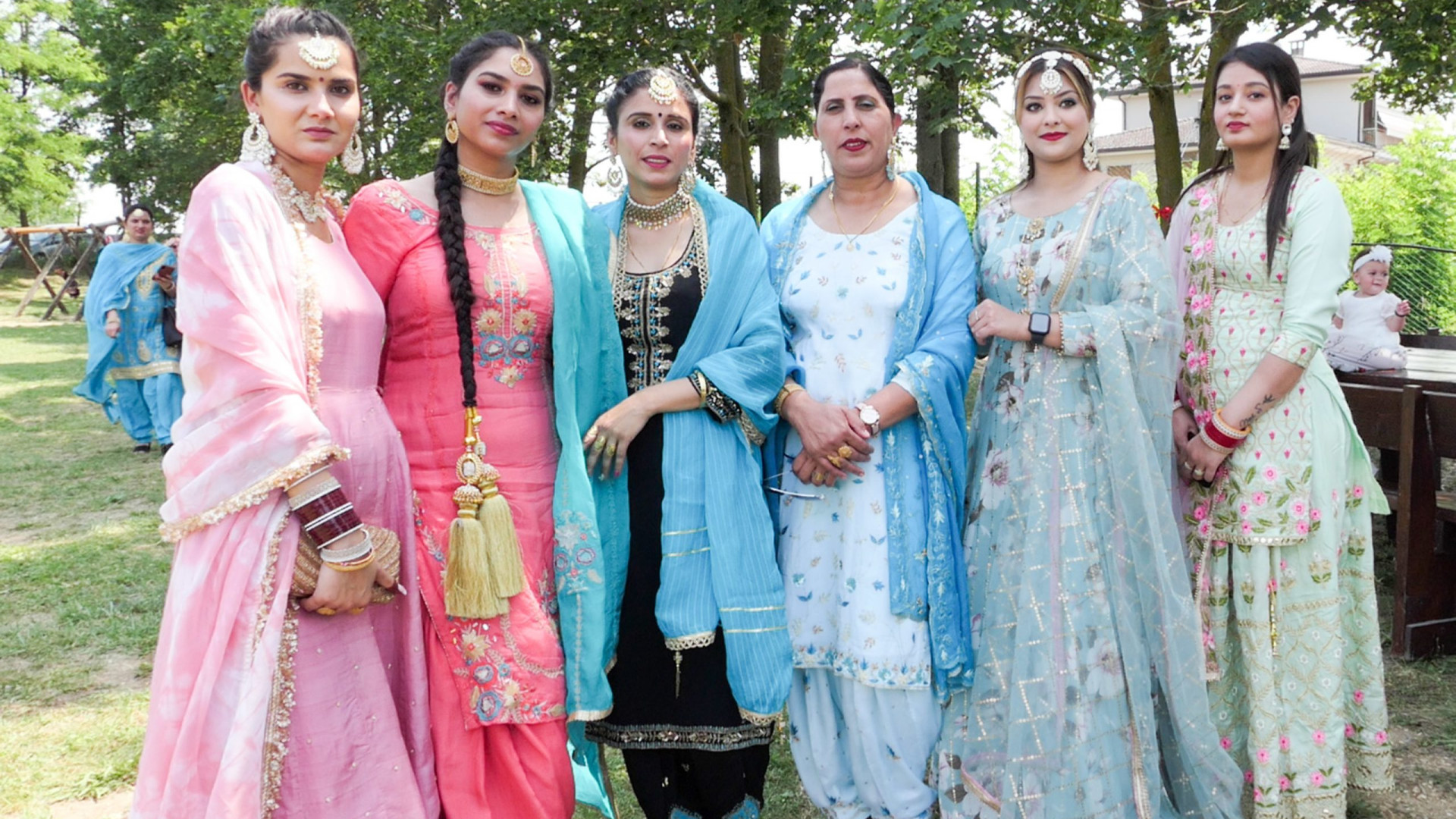 Festa indiana a Castel San Giovanni con 300 donne: "Momento importante"